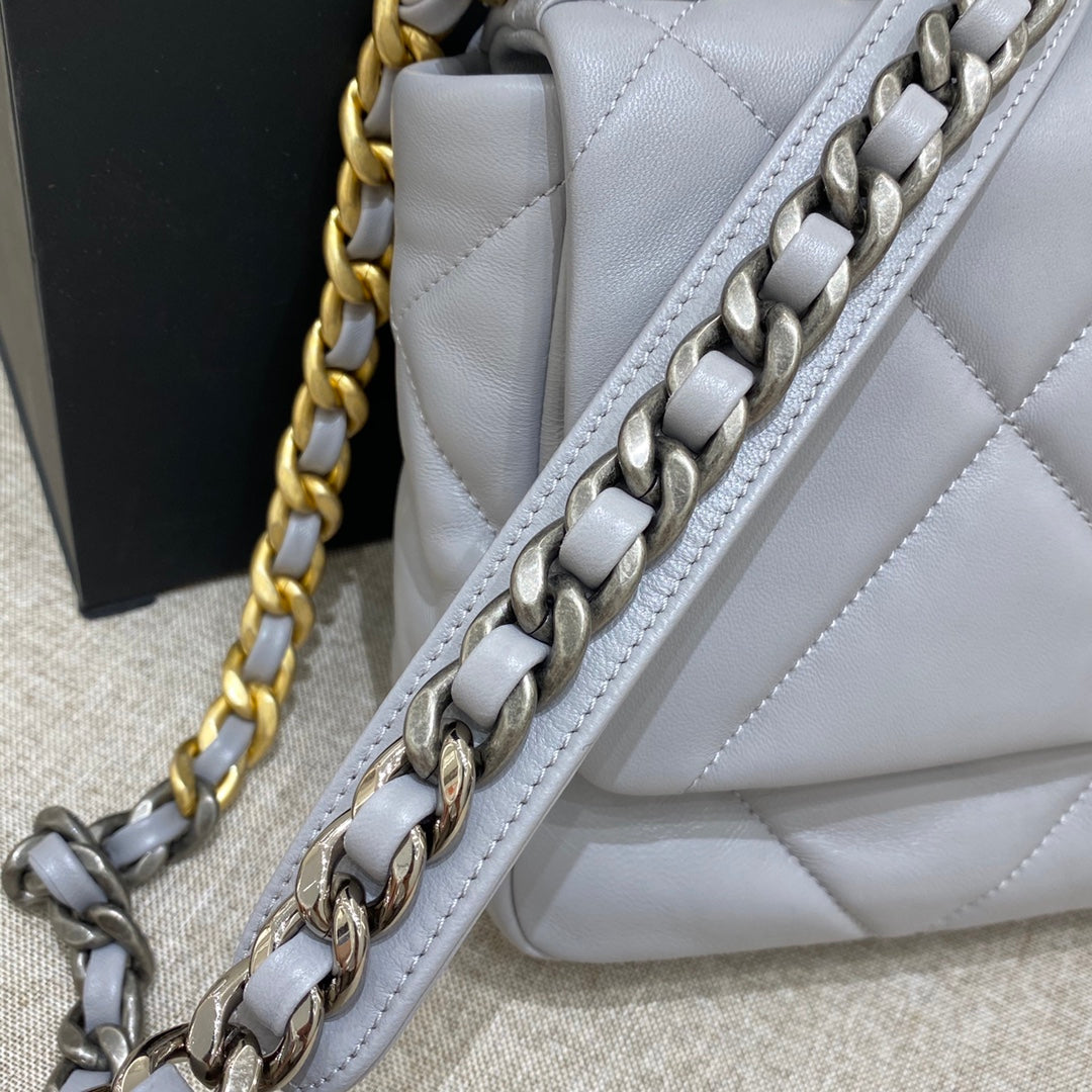 CH 19 HANDBAG 26 Lambskin Light Grey