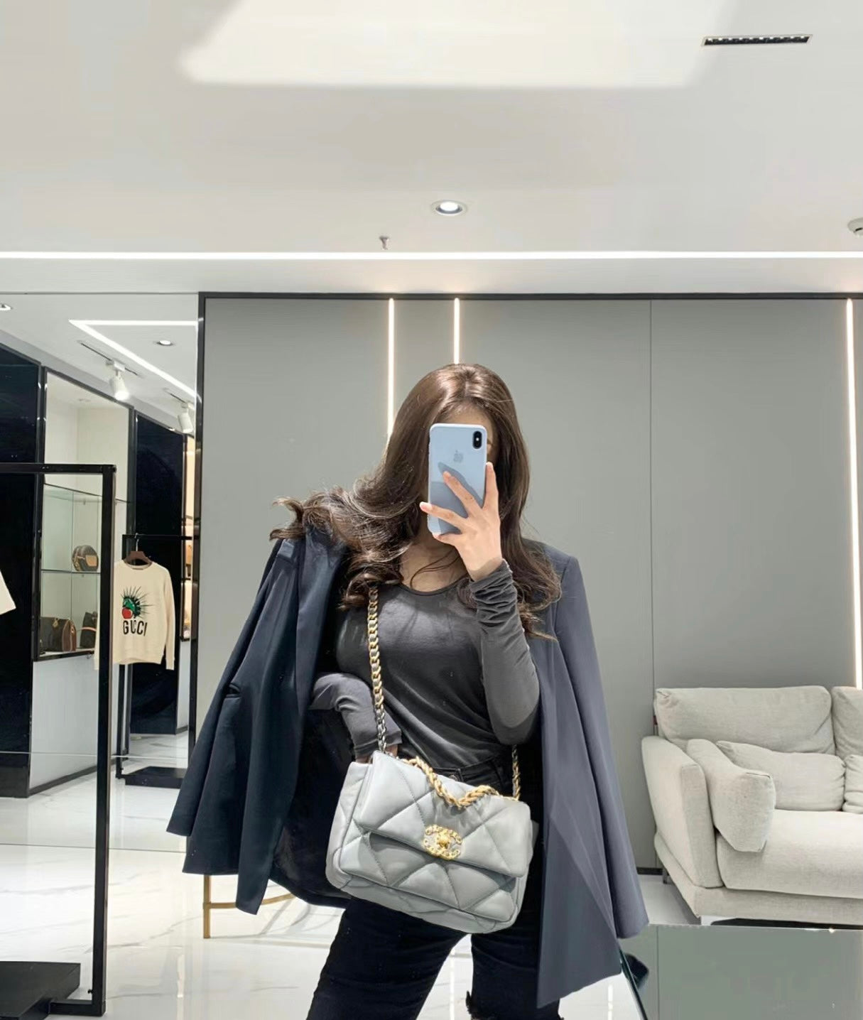 CH 19 HANDBAG 26 Lambskin Light Grey