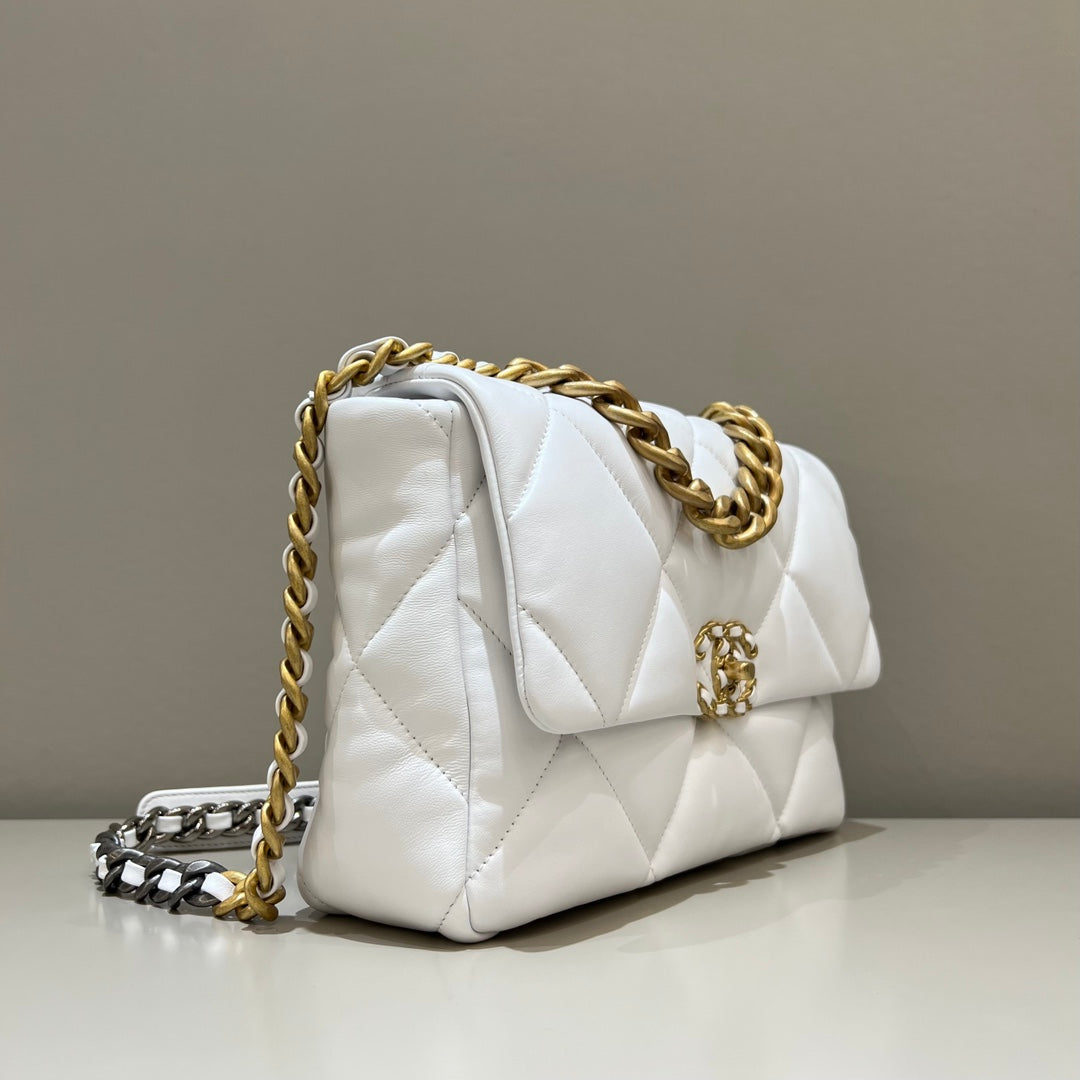 CH 19 LARGE HANDBAG 30 Lambskin White