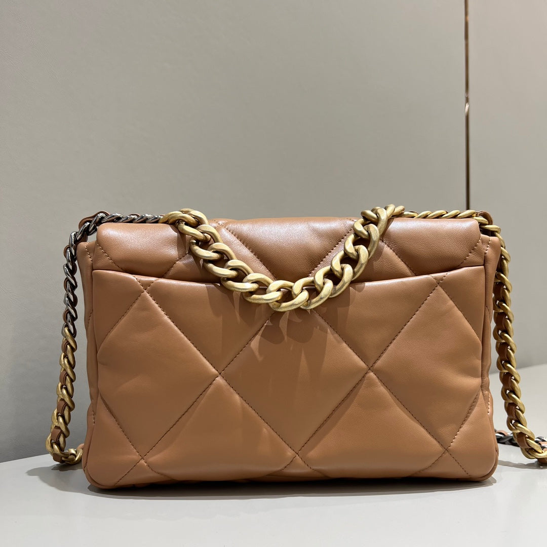 CH 19 LARGE HANDBAG 30 Lambskin Gold Brown