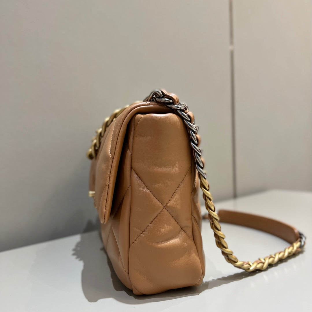 CH 19 LARGE HANDBAG 30 Lambskin Gold Brown