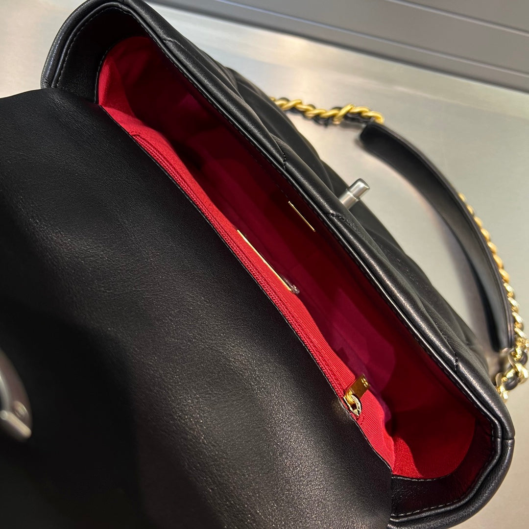 CH 19 HANDBAG 26 Lambskin Black