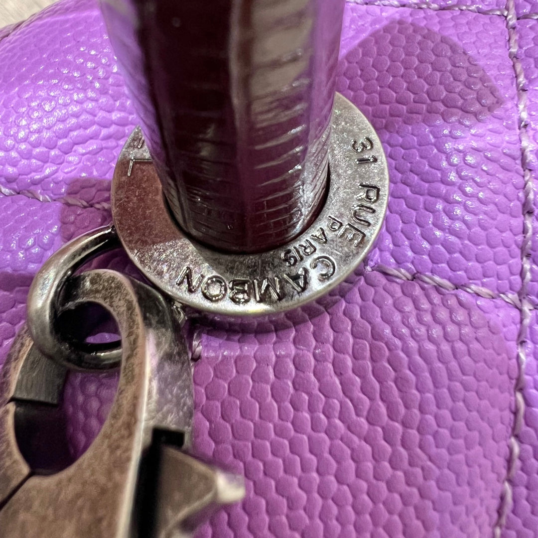 CH LARGE FLAP BAG WITH TOP HANDLE 29 Small Grained Calfskin Lizard Handle Taro Purple
