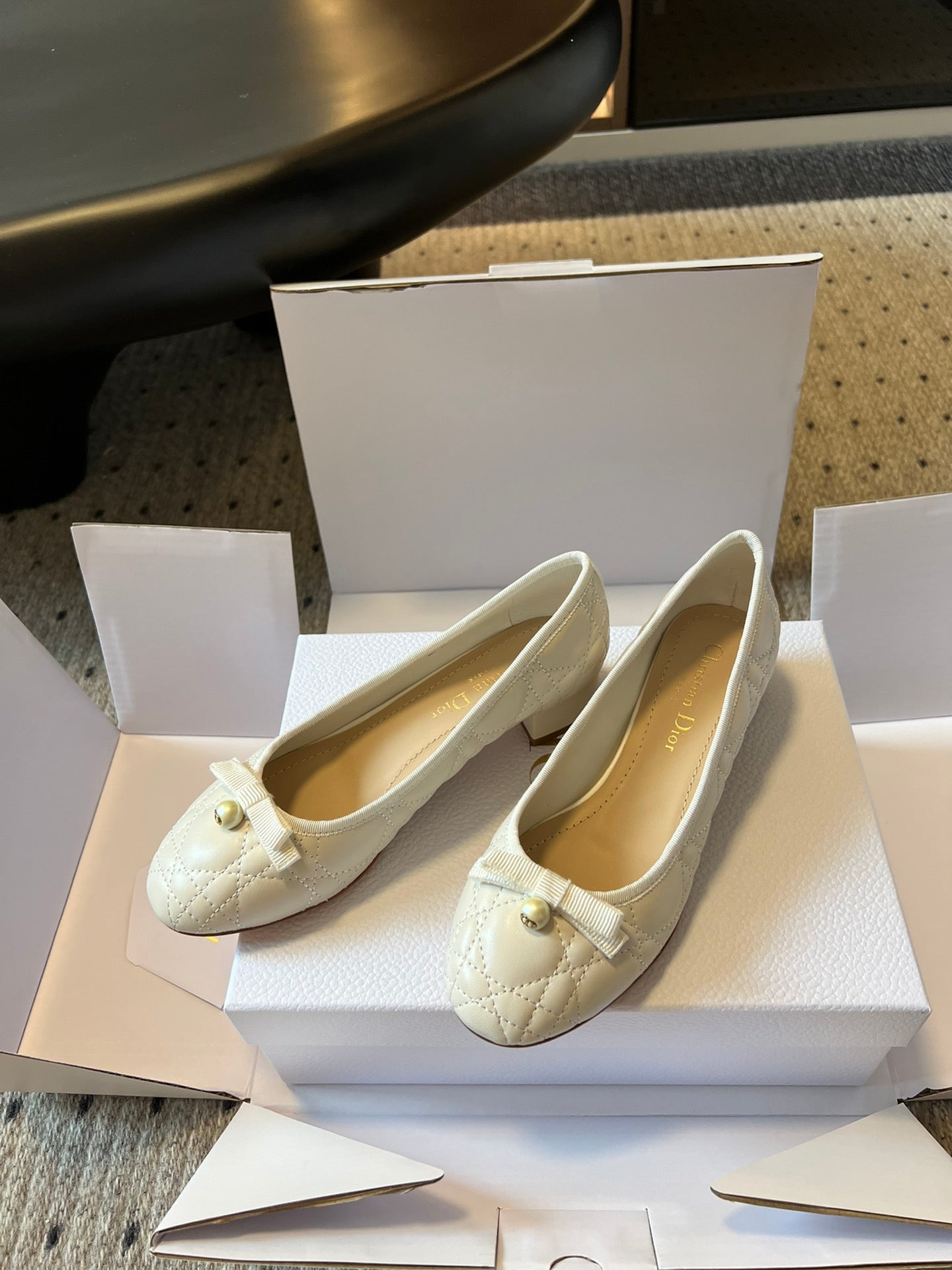 Early Spring Pearl Mary Jane Shoes