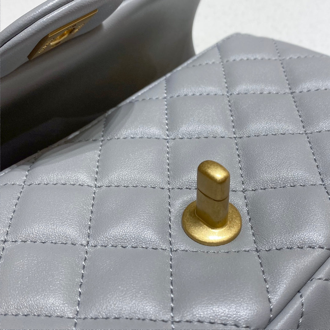 CH CF20 Golden Globe CLASSIC HANDBAG Lambskin Grey