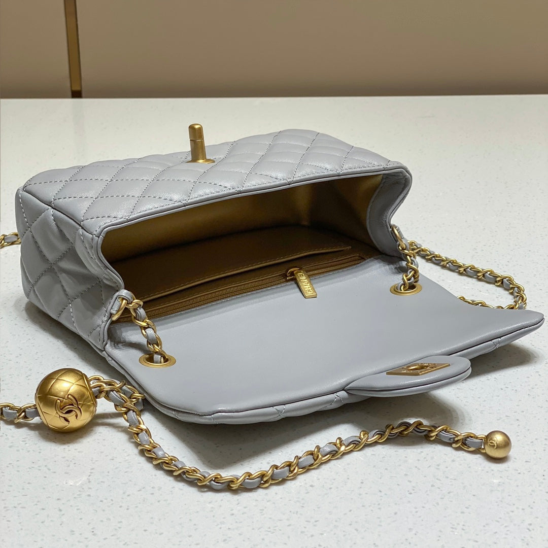 CH CF20 Golden Globe CLASSIC HANDBAG Lambskin Grey