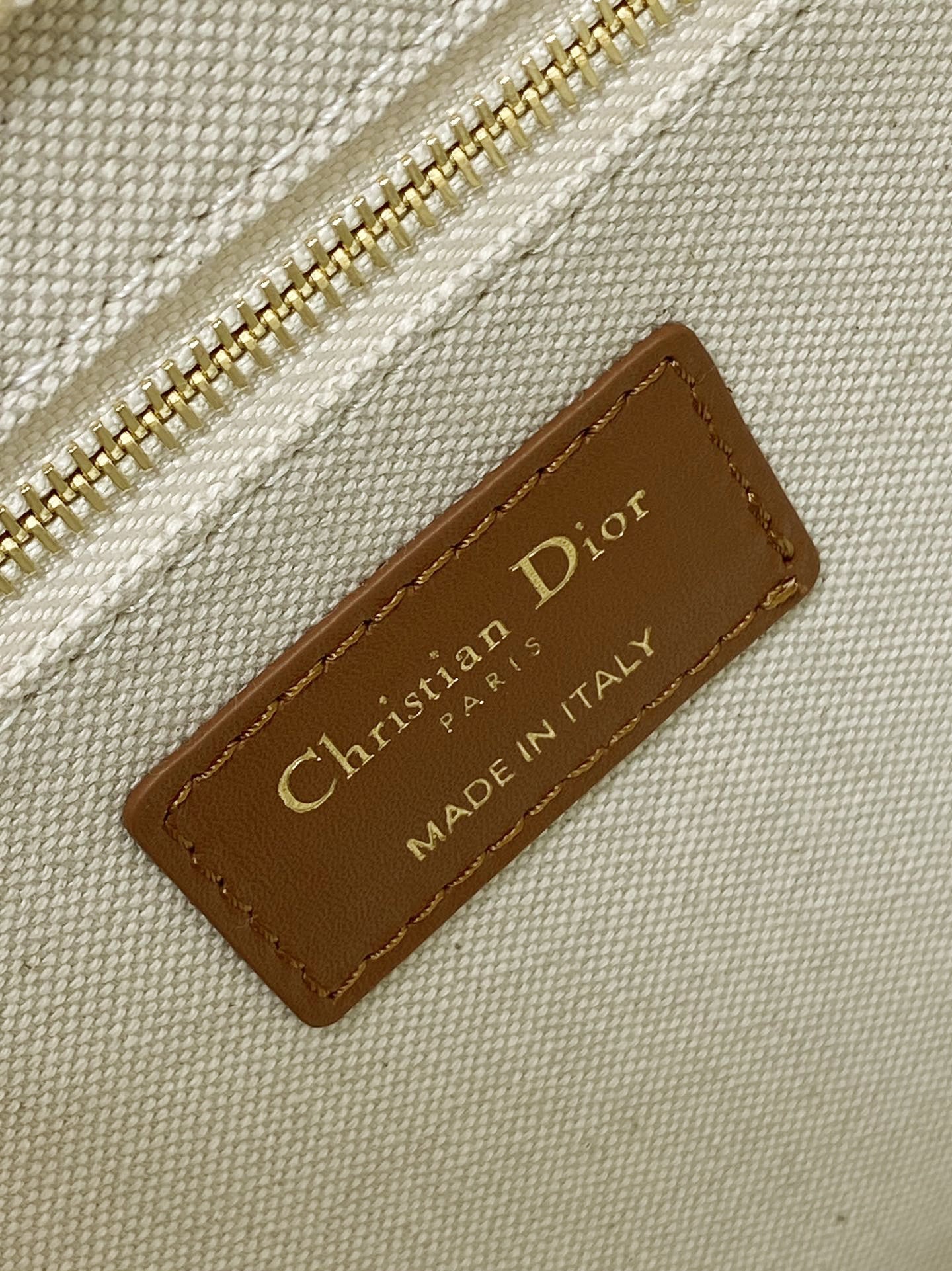 DO Book Tote Bag Beige Oblique Embroidered Raffia and Camel Calfskin