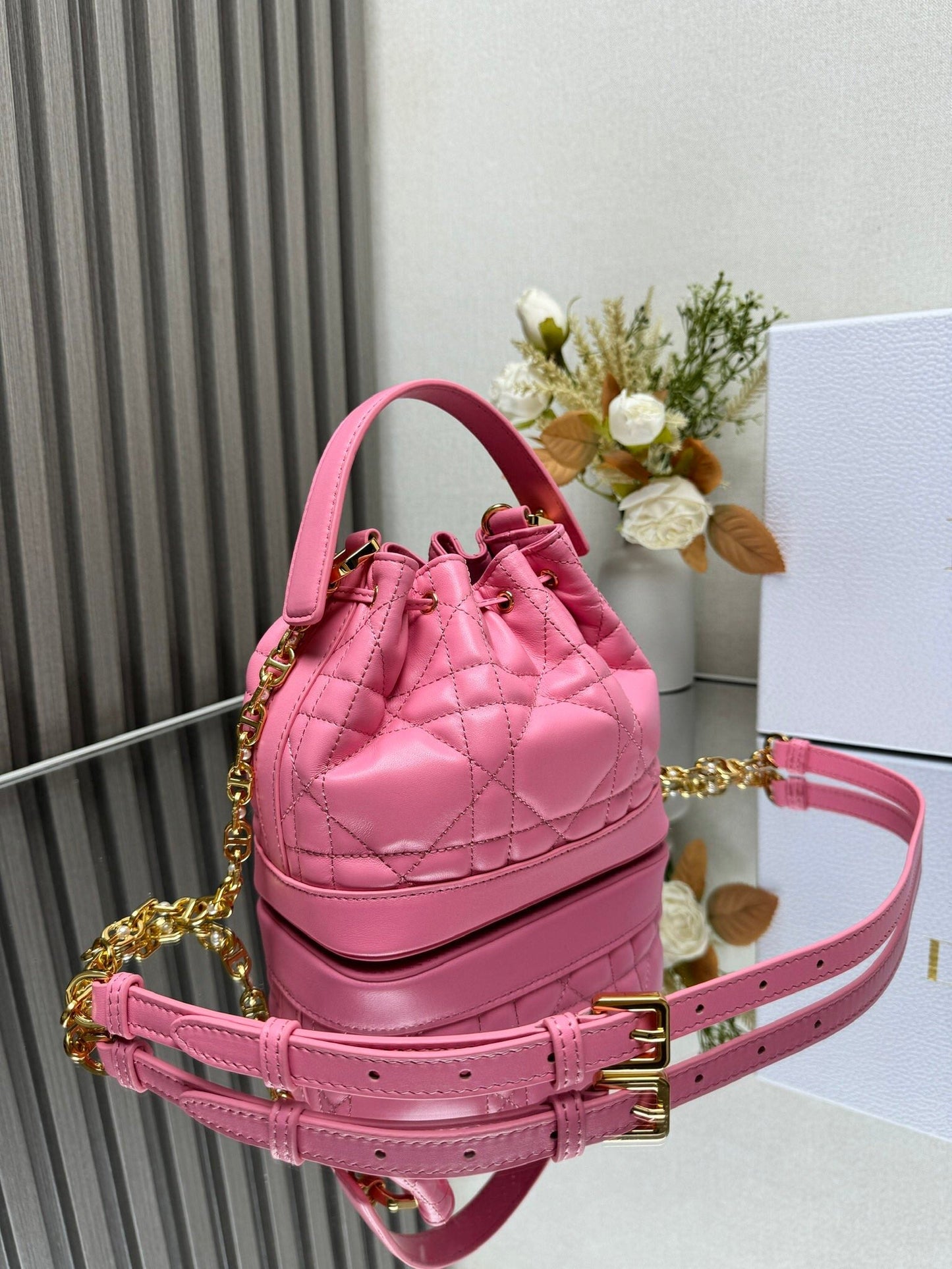 DO Small Jolie Bucket Bag Black Macrocannage Lambskin and Calfskin