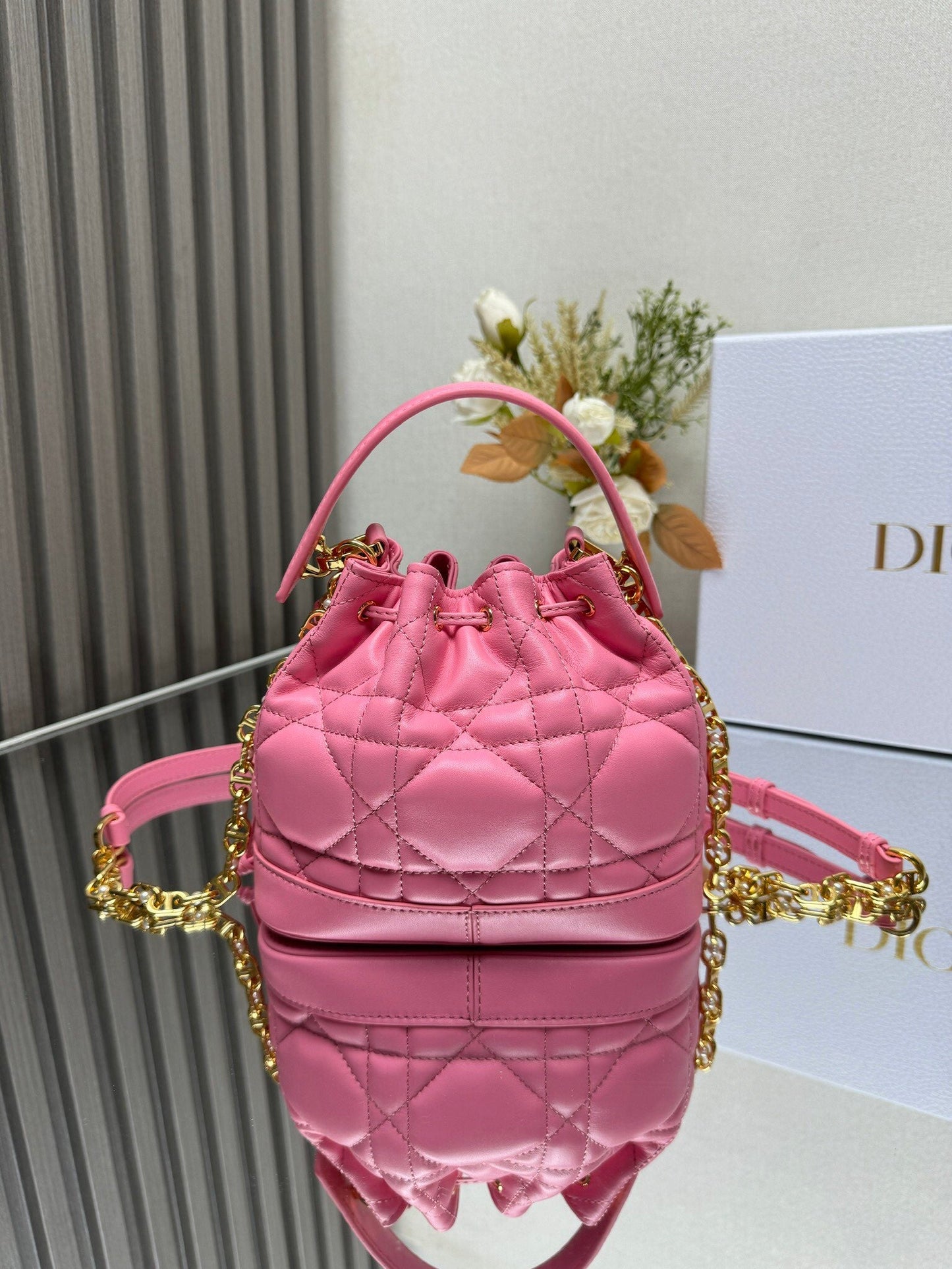 DO Small Jolie Bucket Bag Black Macrocannage Lambskin and Calfskin