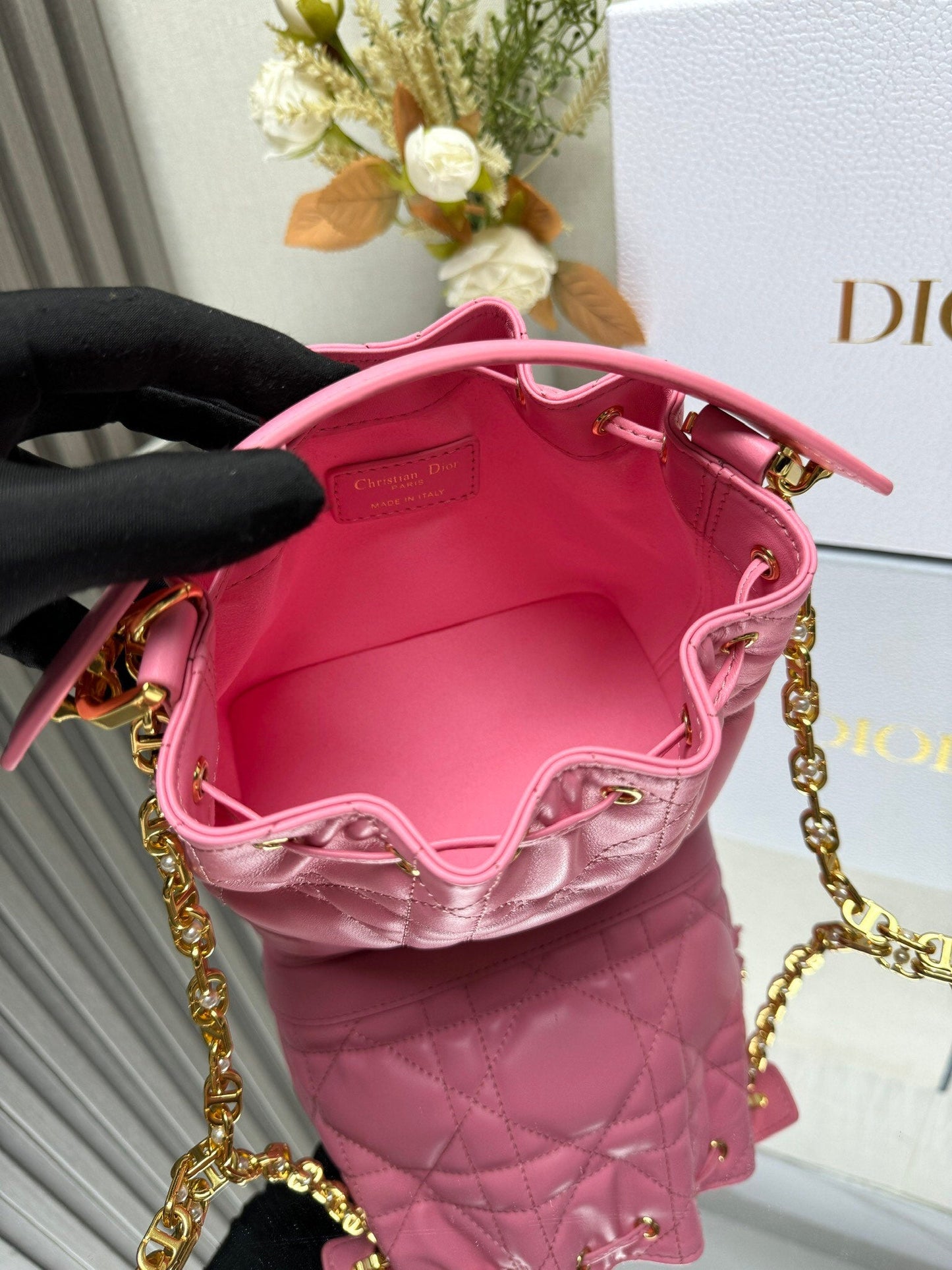 DO Small Jolie Bucket Bag Black Macrocannage Lambskin and Calfskin