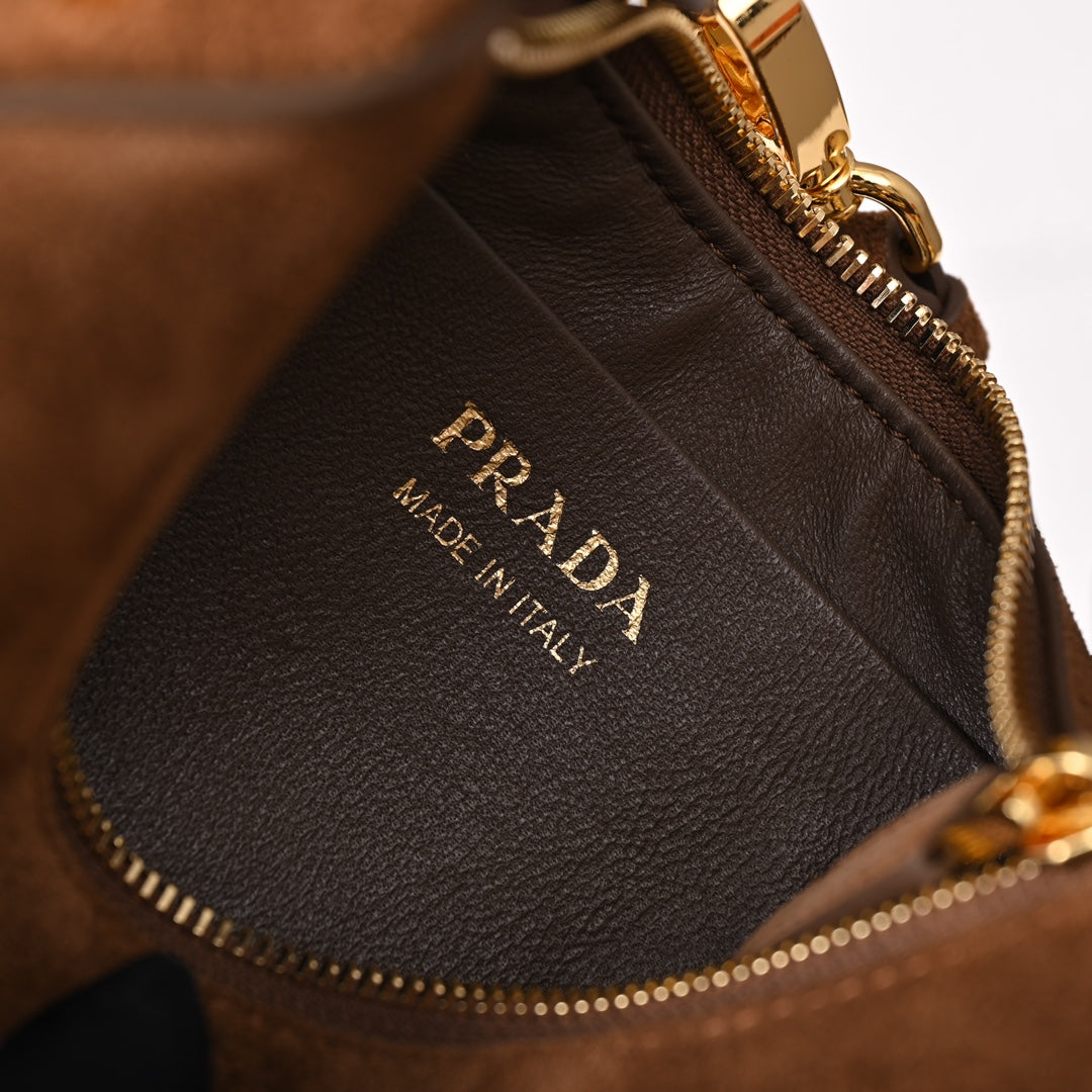 PD Product details Nubuck leather