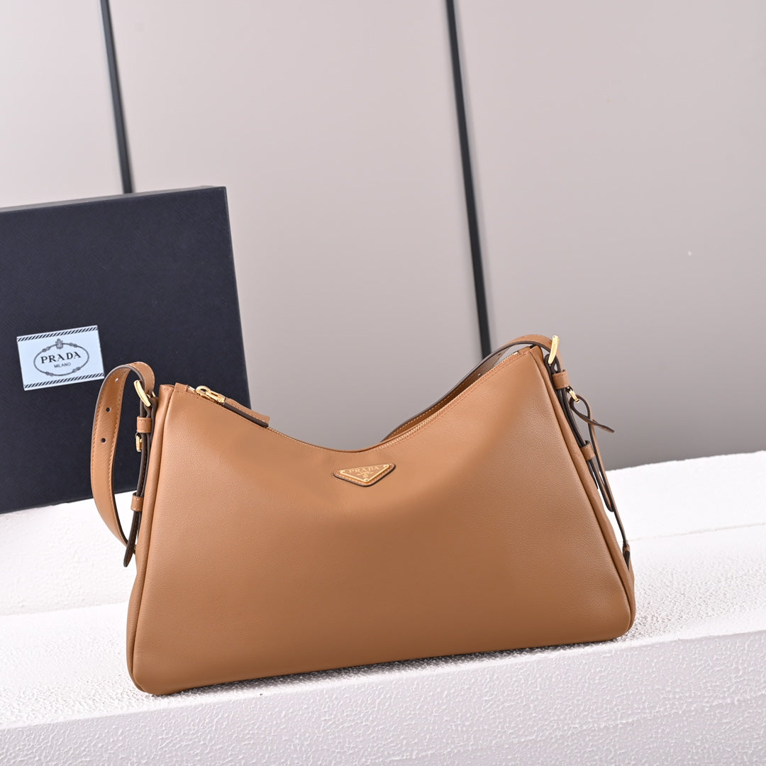 PD Aimée large leather shoulder bag