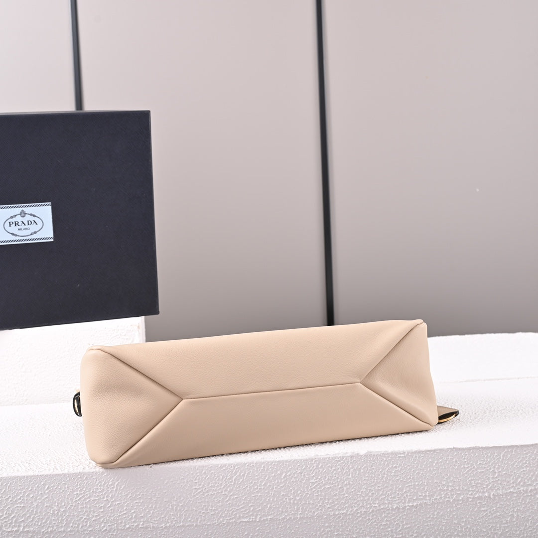 PD Aimée large leather shoulder bag