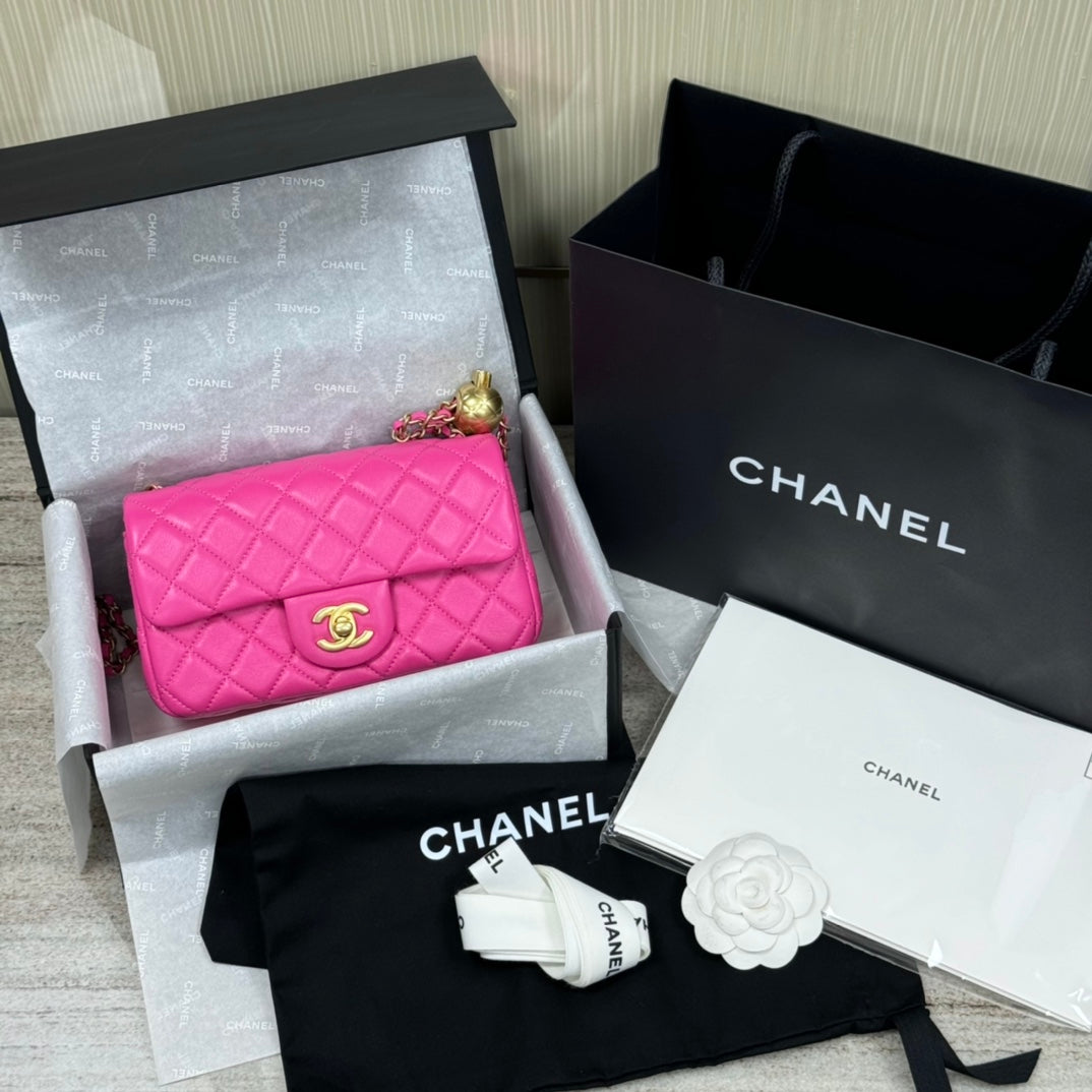 CH CF20 Golden Globe CLASSIC HANDBAG Lambskin Rose Red