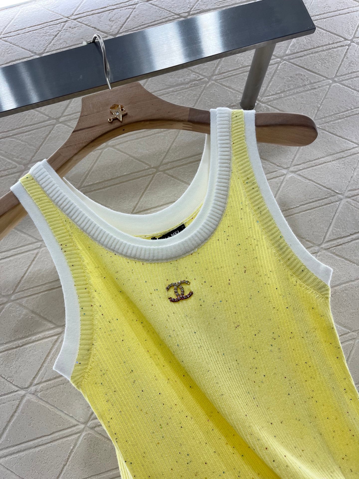 C*♥2025 new products Fake two-piece knitted vest