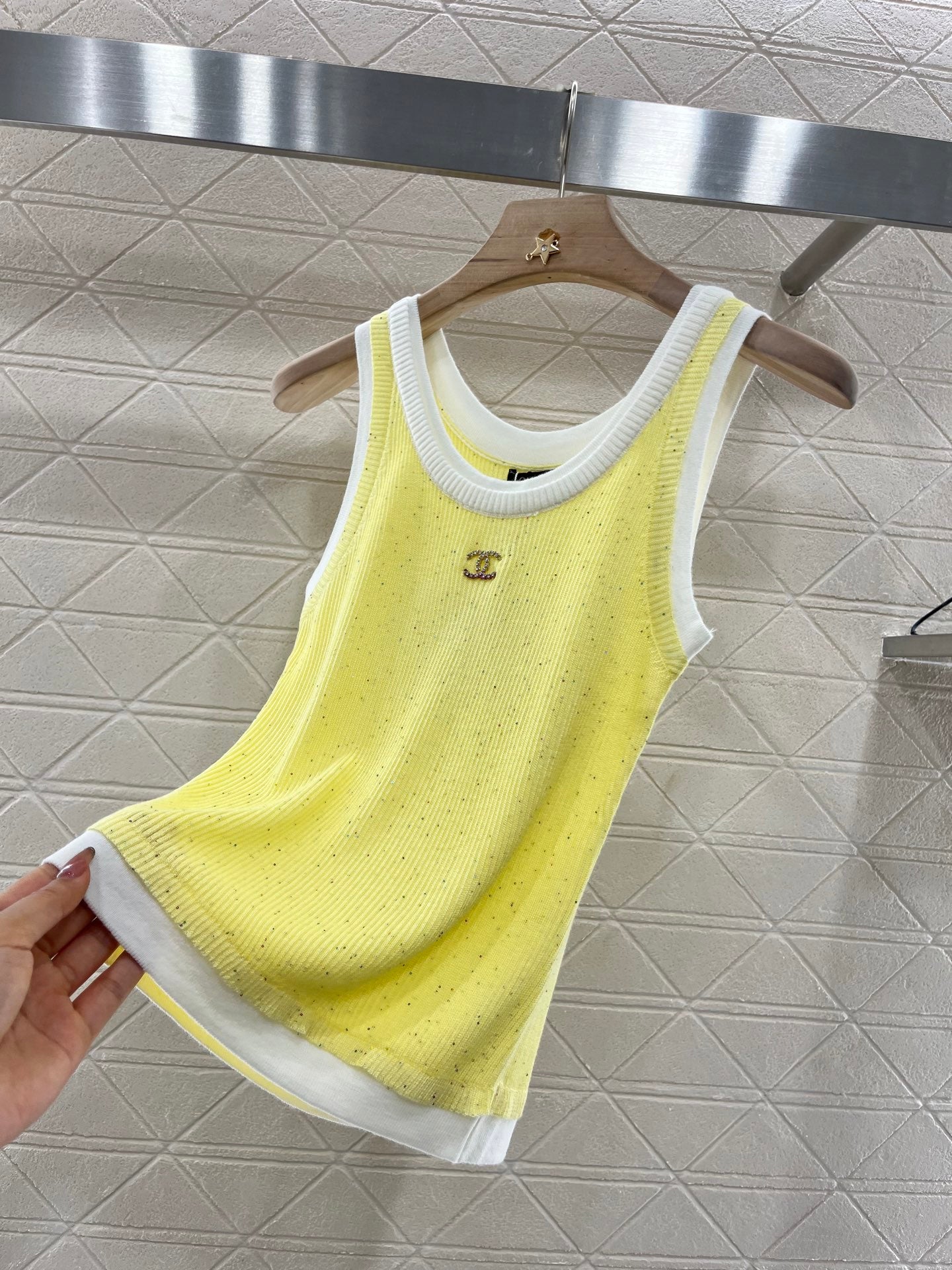 C*♥2025 new products Fake two-piece knitted vest