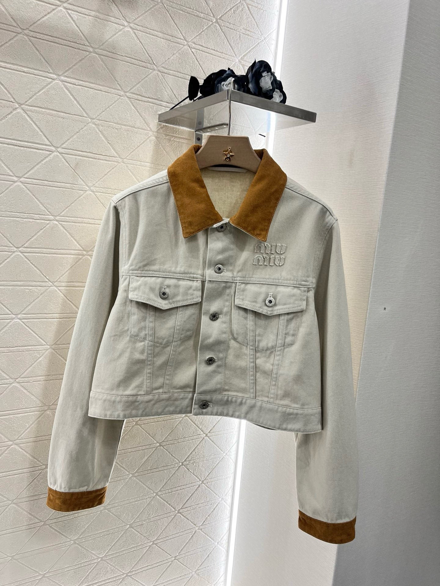 Mi*mi*♥2025 new products are on sale Spliced denim jacket and shorts set
