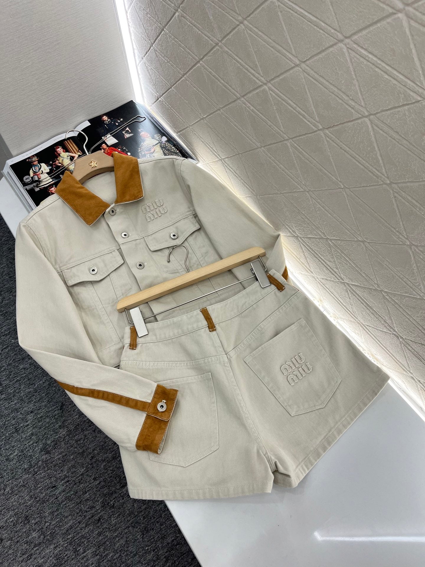 Mi*mi*♥2025 new products are on sale Spliced denim jacket and shorts set