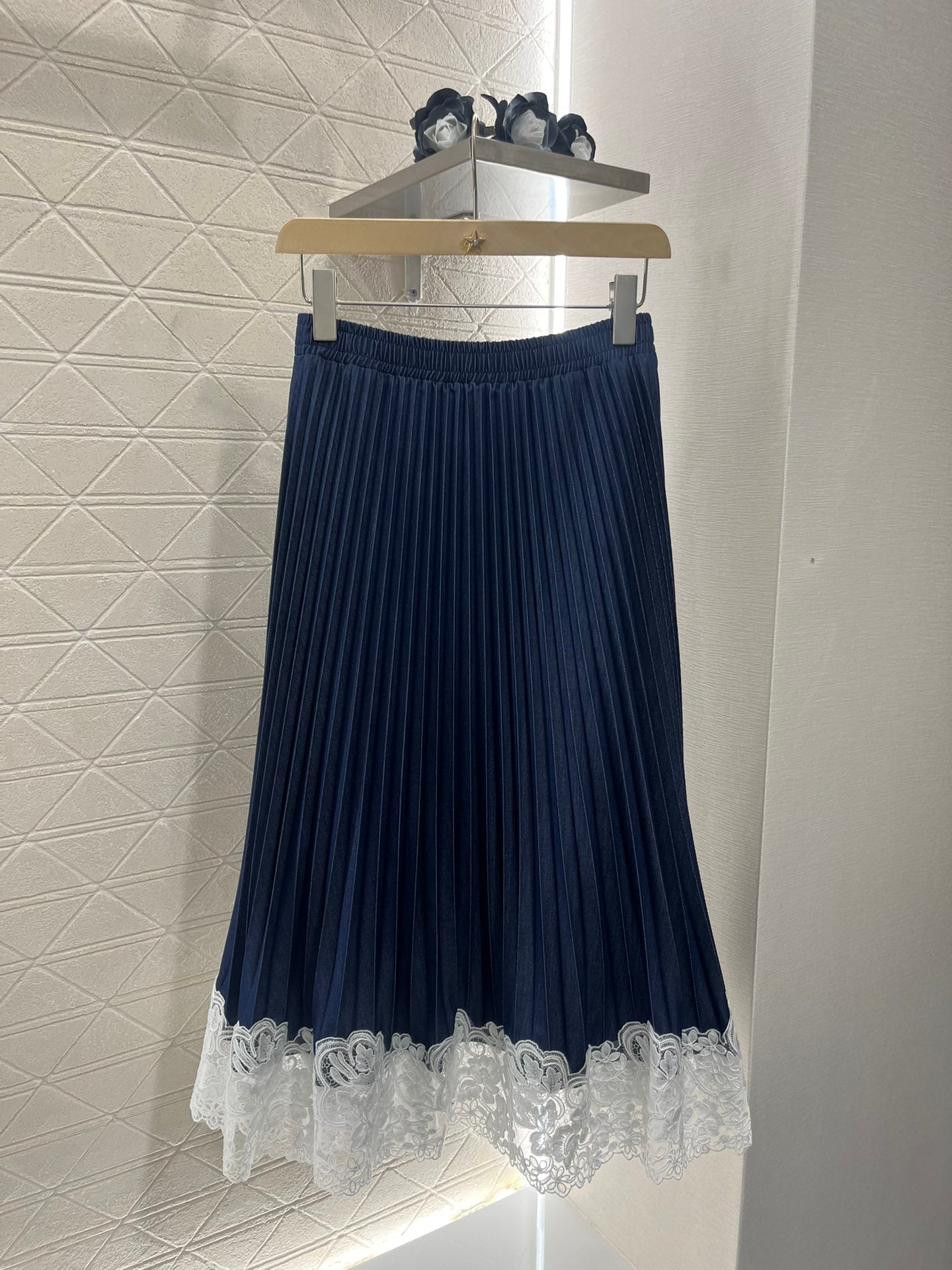 E*♥2025 new products are on sale Tencel lace pleated skirt