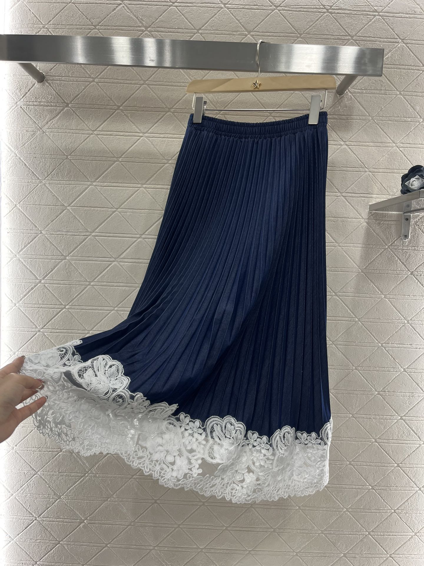 E*♥2025 new products are on sale Tencel lace pleated skirt