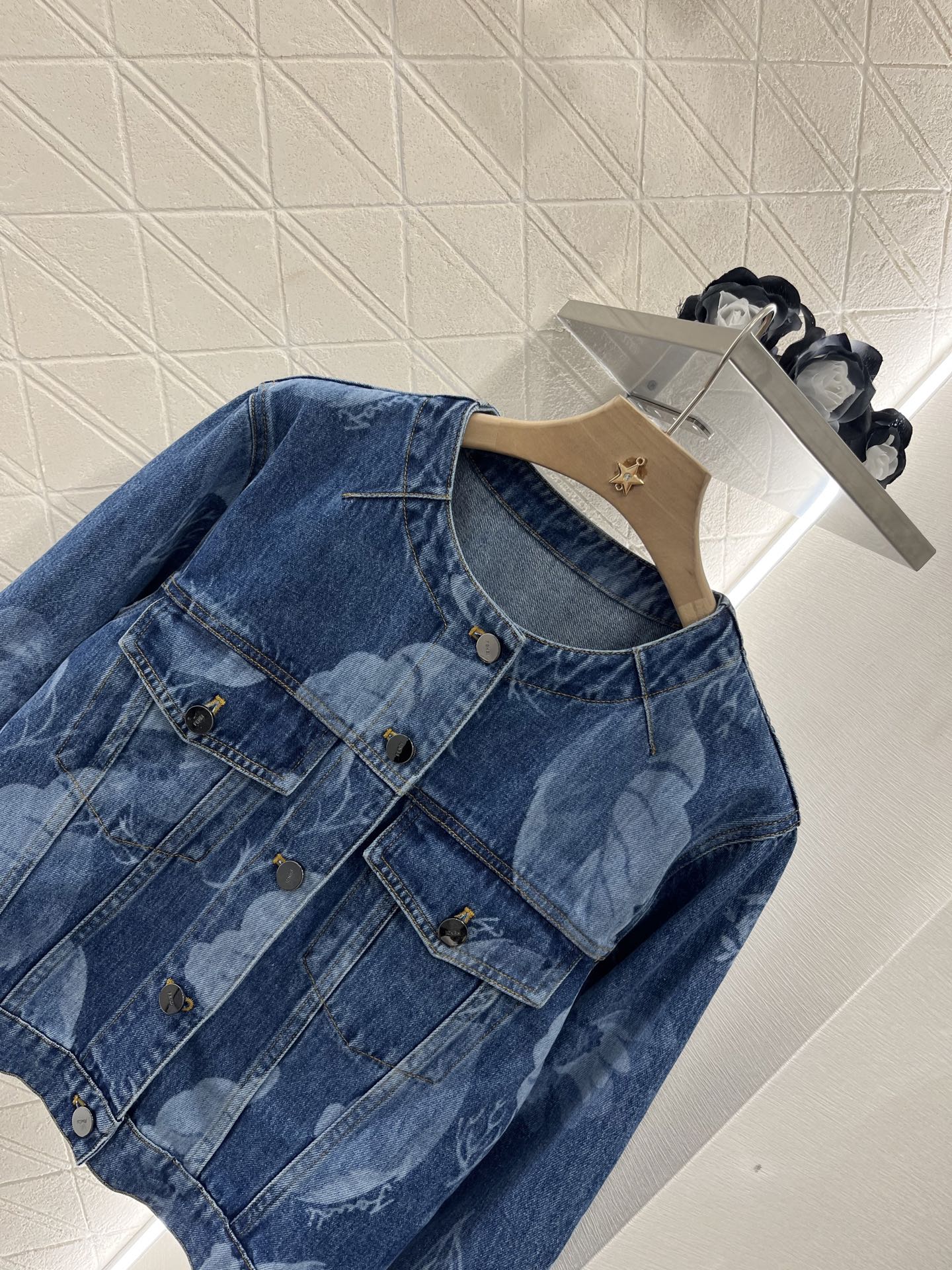 F*♥2025 new products are on sale Laser denim jacket