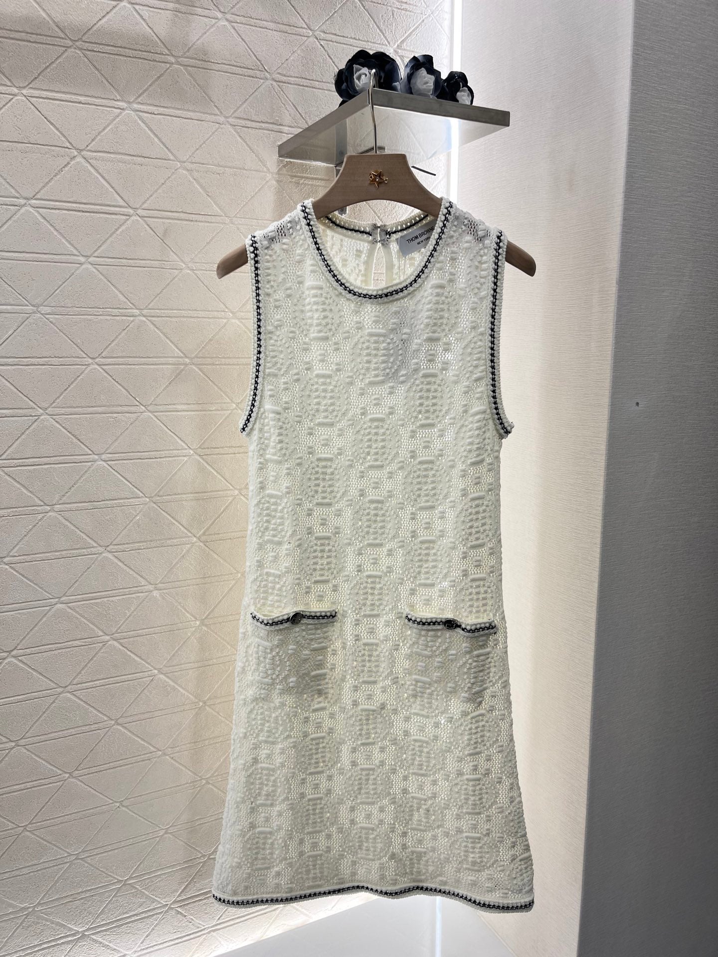 T*♥2025 new products are on sale Crochet texture knitted vest skirt