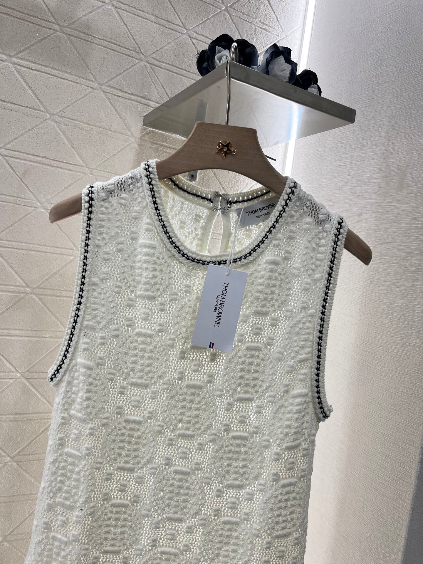 T*♥2025 new products are on sale Crochet texture knitted vest skirt