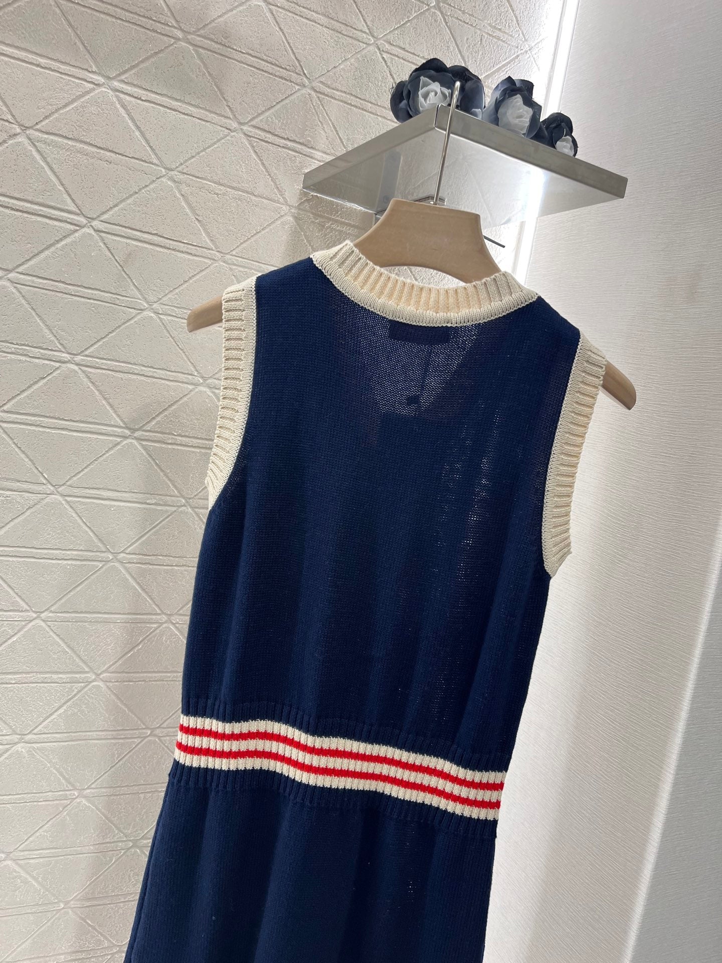 V*♥2025 new products Cherry knitted vest dress