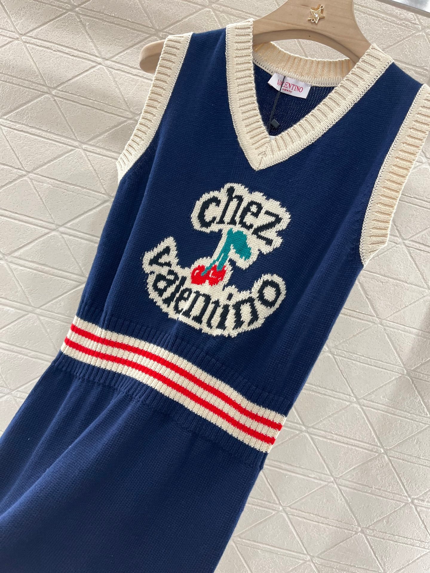 V*♥2025 new products Cherry knitted vest dress