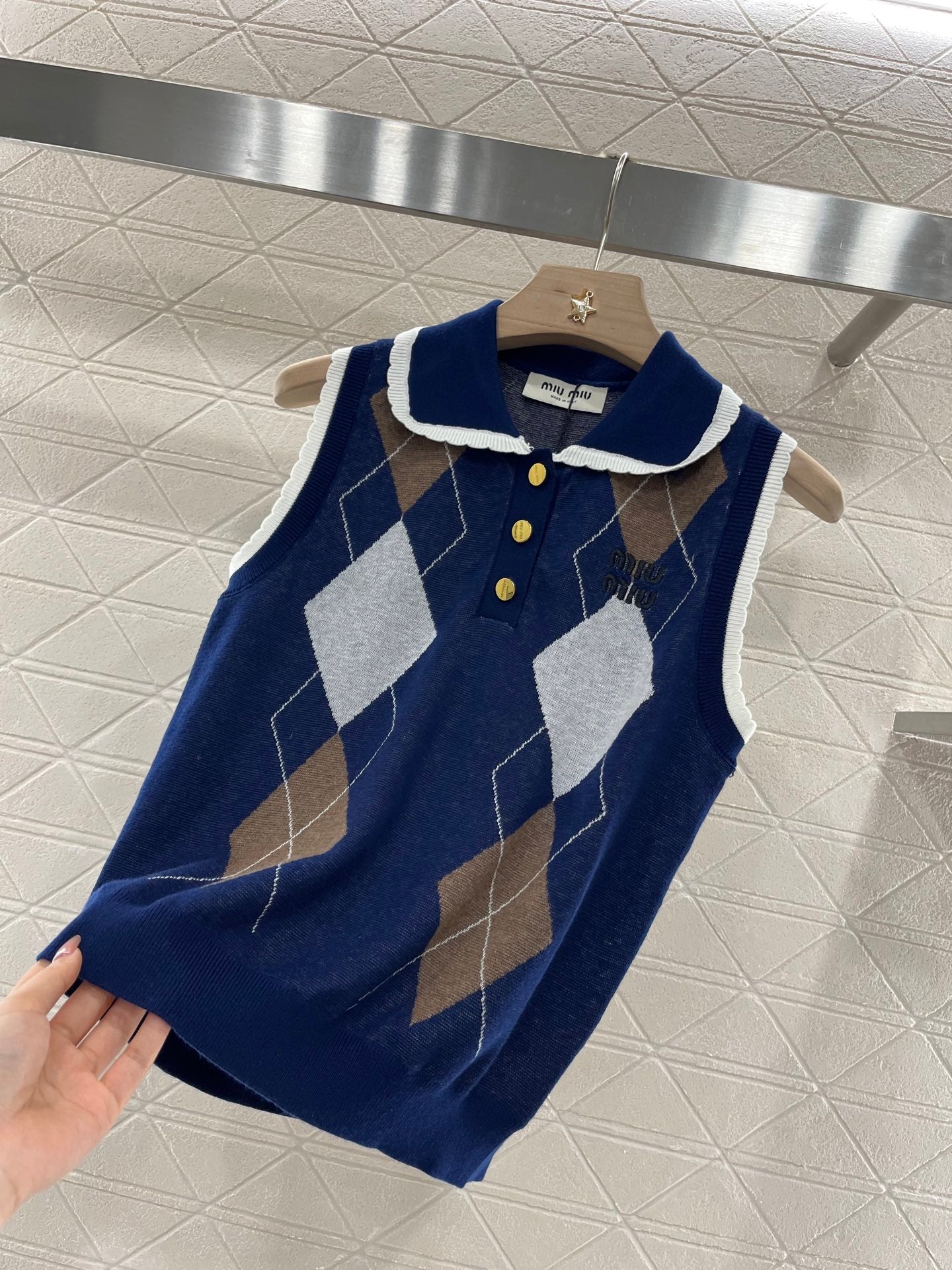 Mi*mi*β₯2025 new products are on sale Diamond-patterned ππππ knitted vest