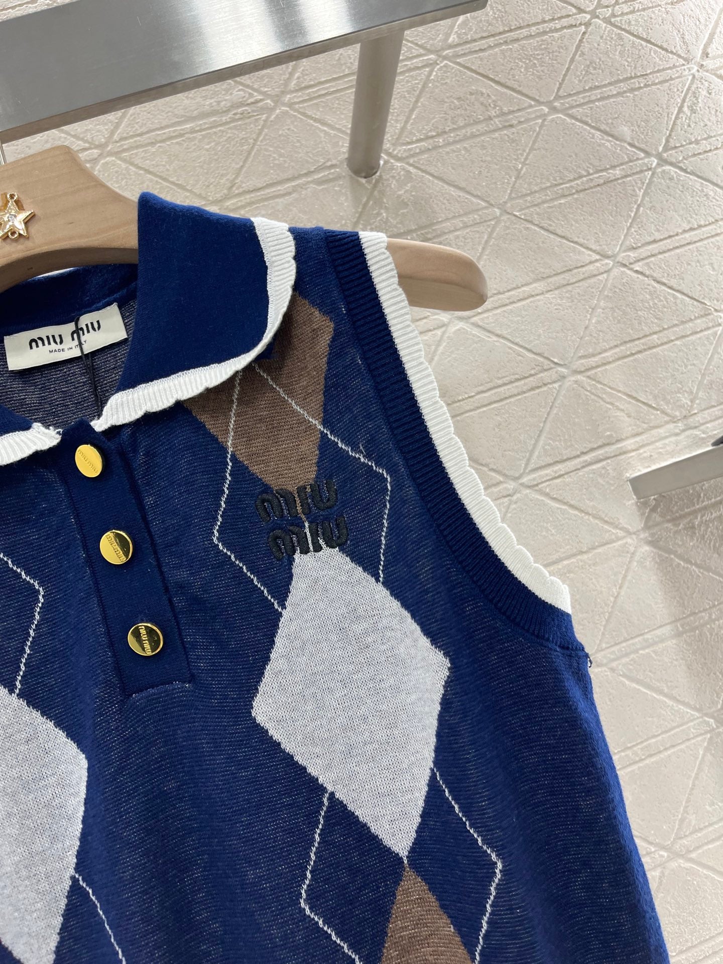 Mi*mi*β₯2025 new products are on sale Diamond-patterned ππππ knitted vest