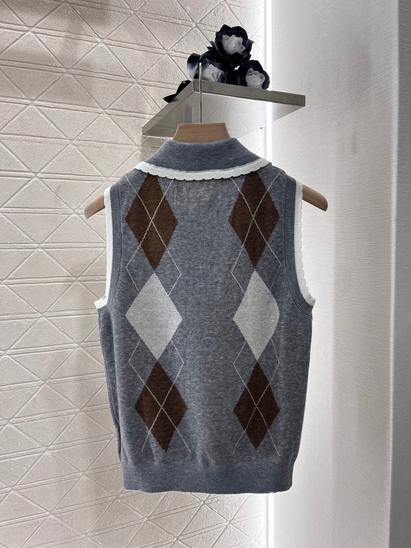 Mi*mi*β₯2025 new products are on sale Diamond-patterned ππππ knitted vest