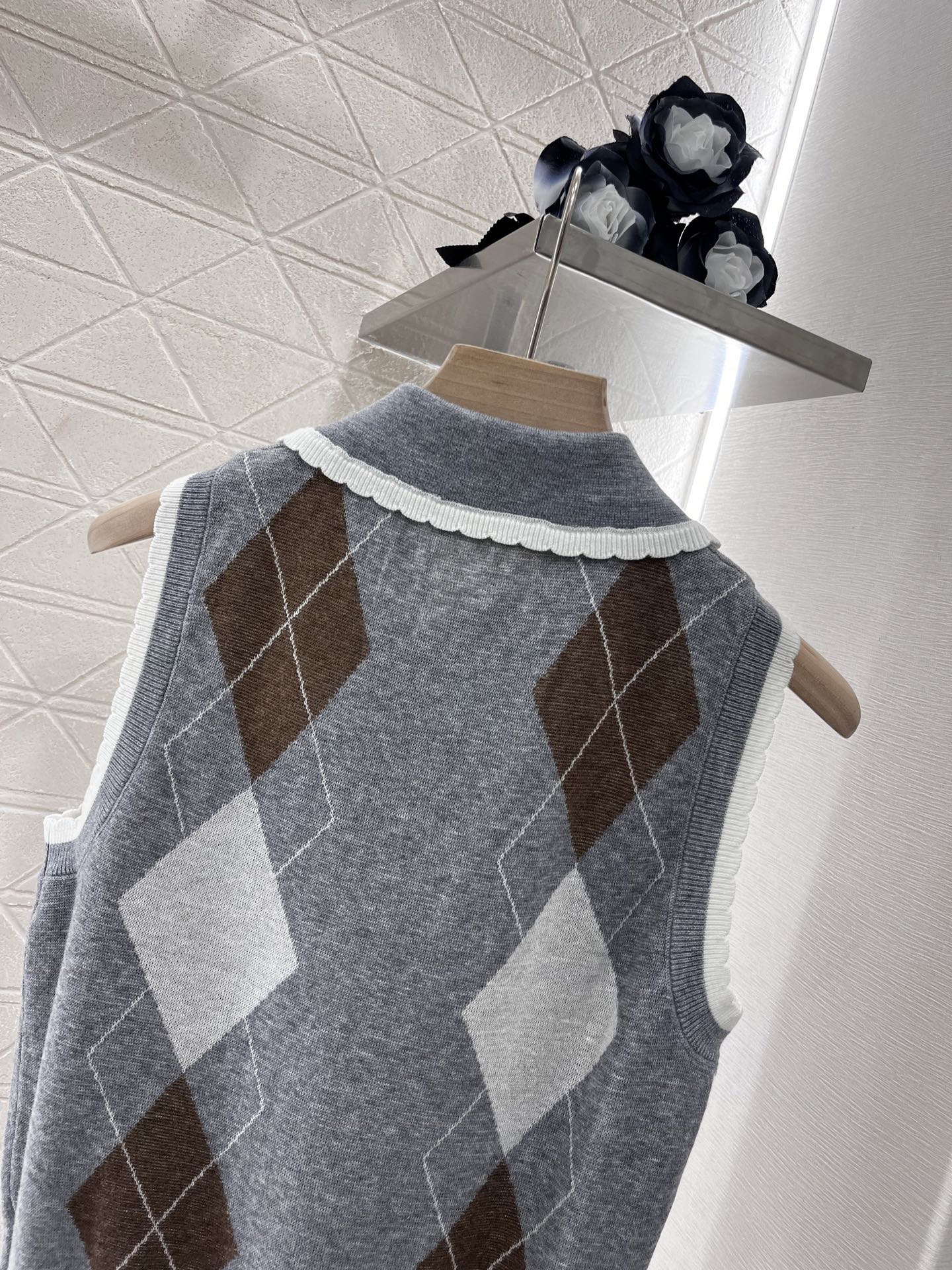 Mi*mi*β₯2025 new products are on sale Diamond-patterned ππππ knitted vest