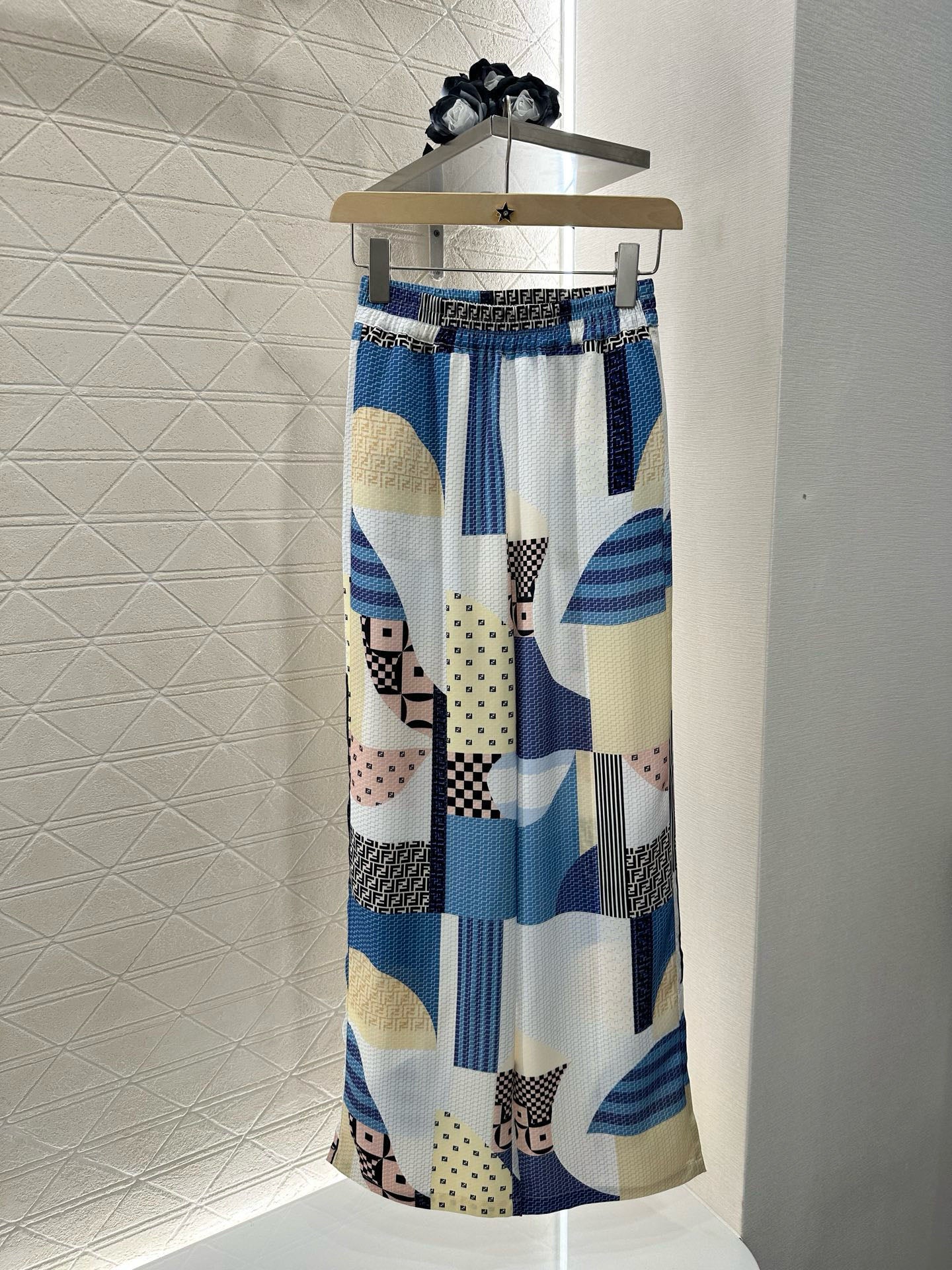F*♥2025 new products are on sale Printed shirt and trousers set