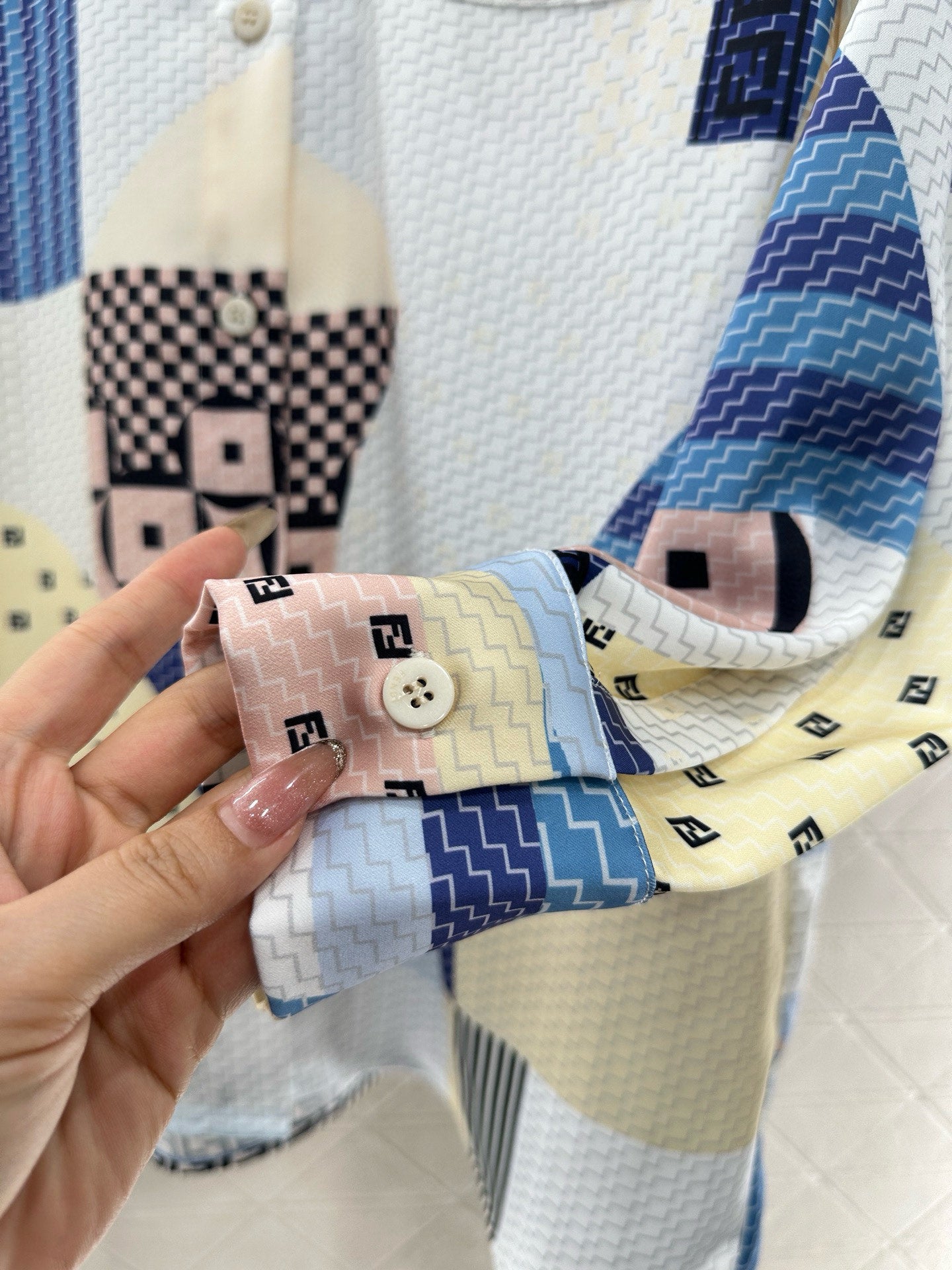 F*♥2025 new products are on sale Printed shirt and trousers set