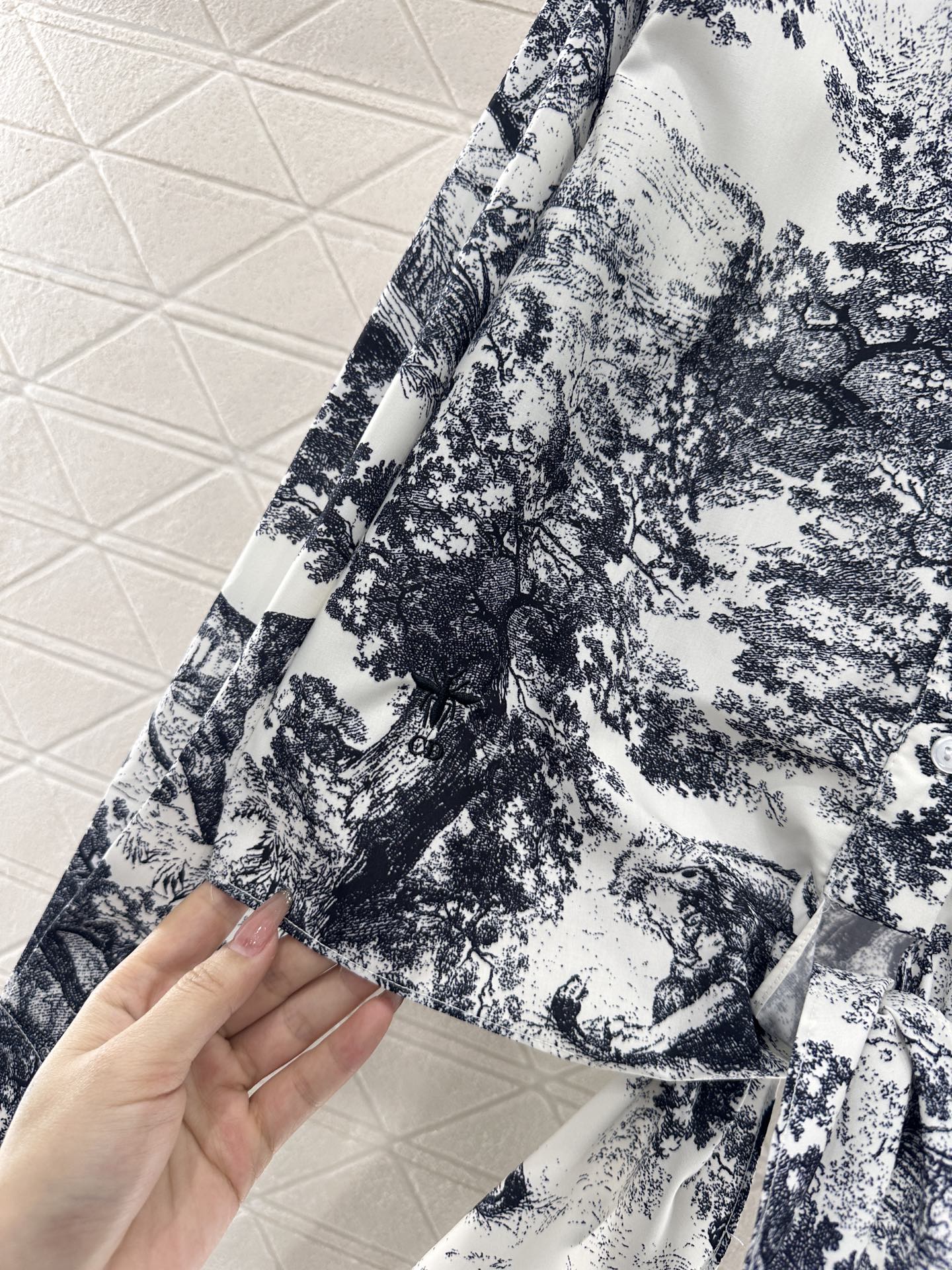 D*♥2025 new product Reactive printed knotted shirt