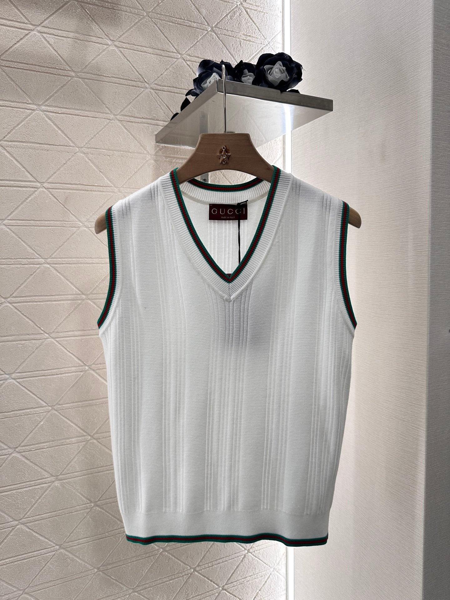 G*♥2025 new product Contrast color knitted vest