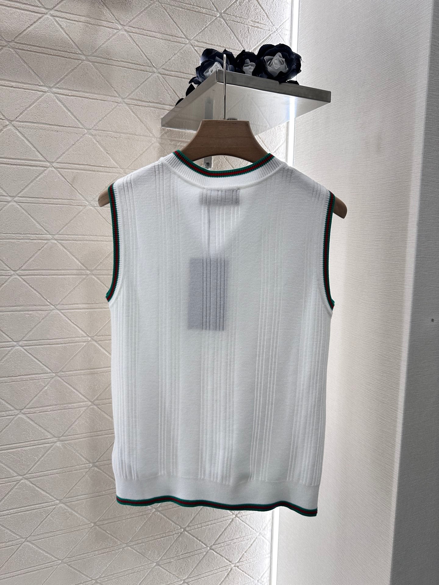 G*♥2025 new product Contrast color knitted vest