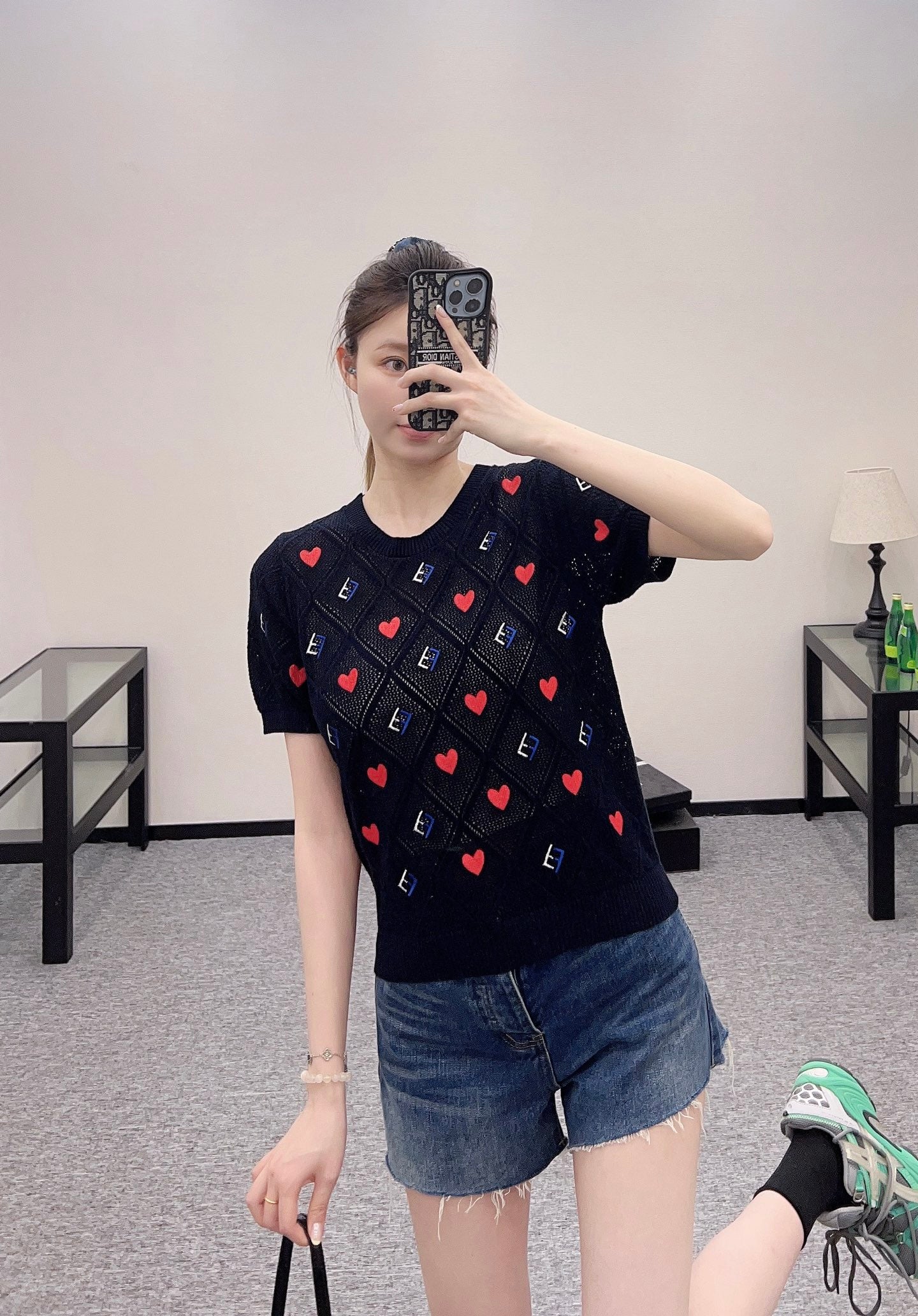 F*♥2025 new product Heart-shaped hollow knitted short sleeves