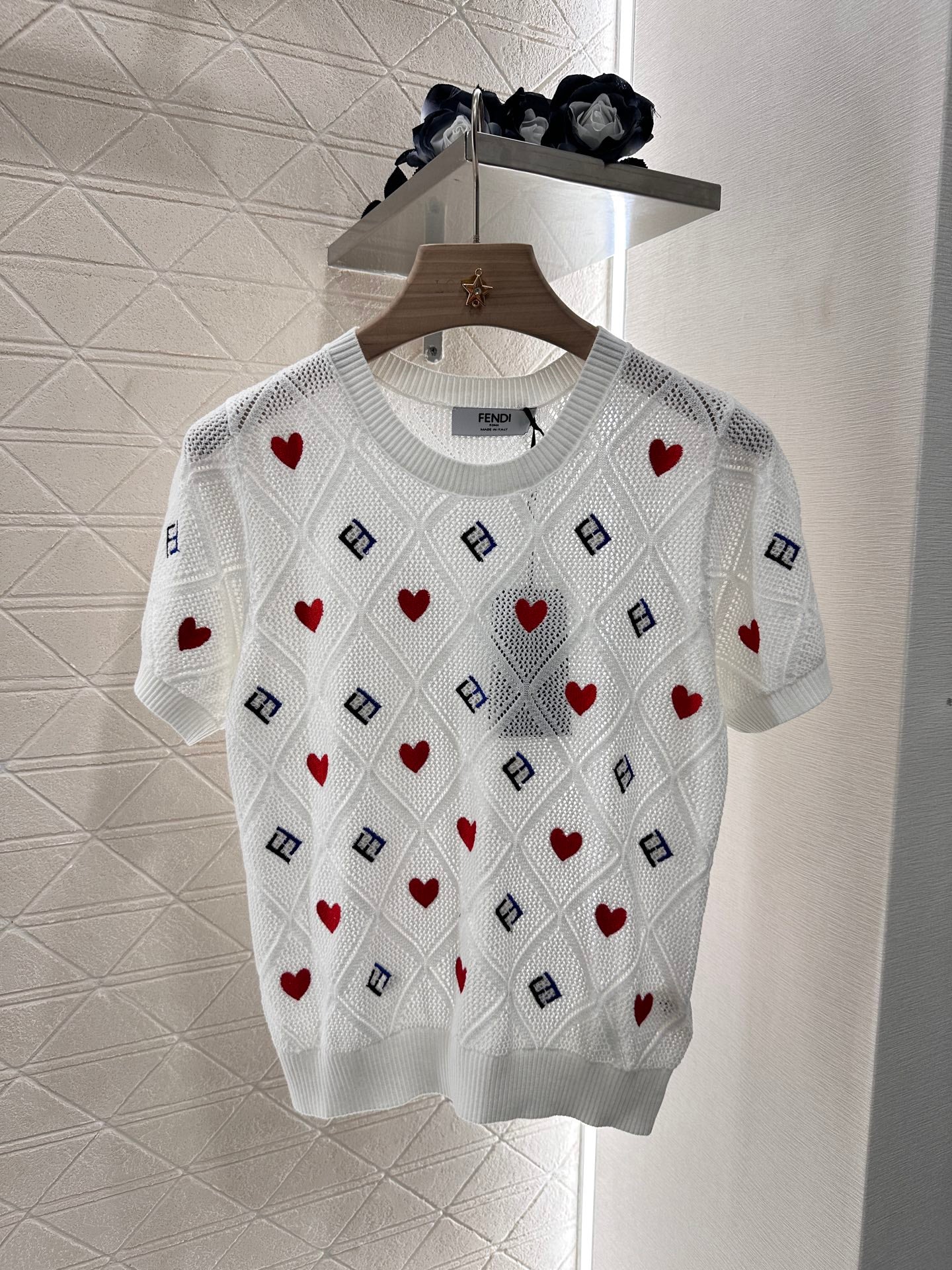 F*♥2025 new product Heart-shaped hollow knitted short sleeves