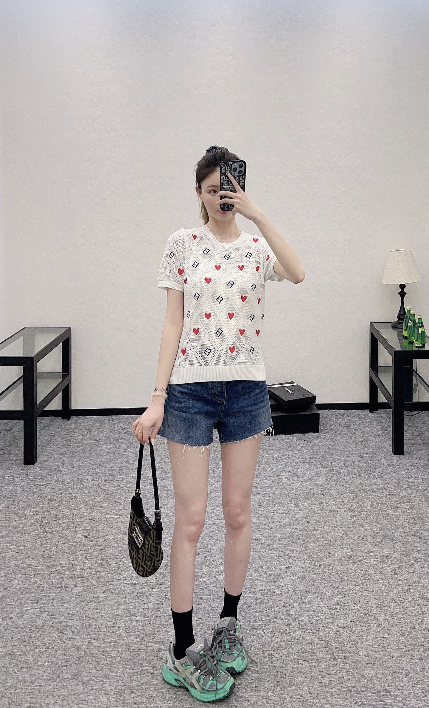 F*♥2025 new product Heart-shaped hollow knitted short sleeves