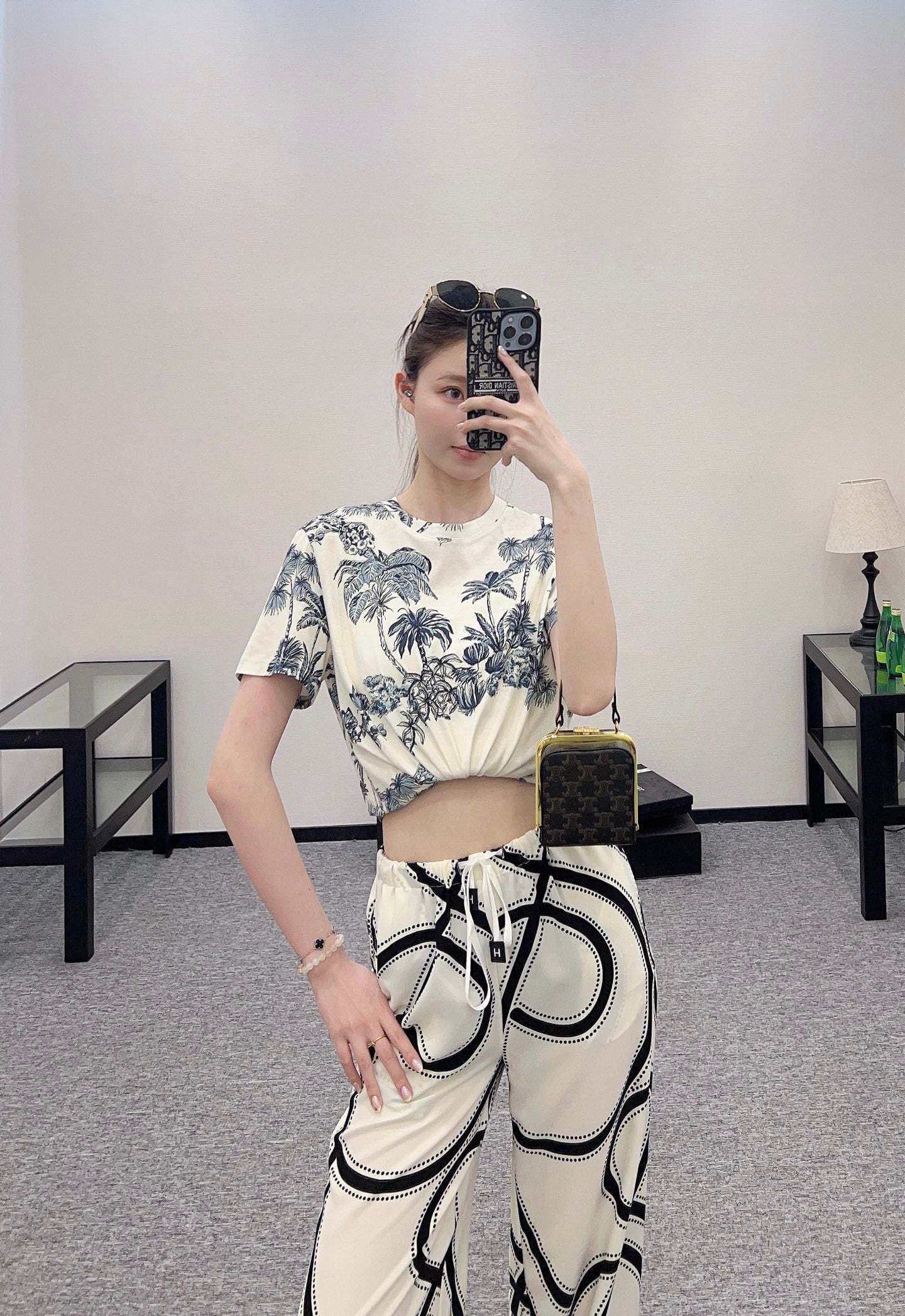 D*♥2025 new product Round neck reactive printing