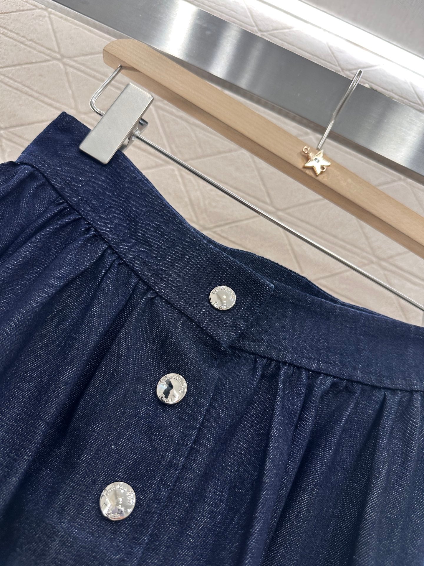 D*♥2025 new product Button-down denim skirt
