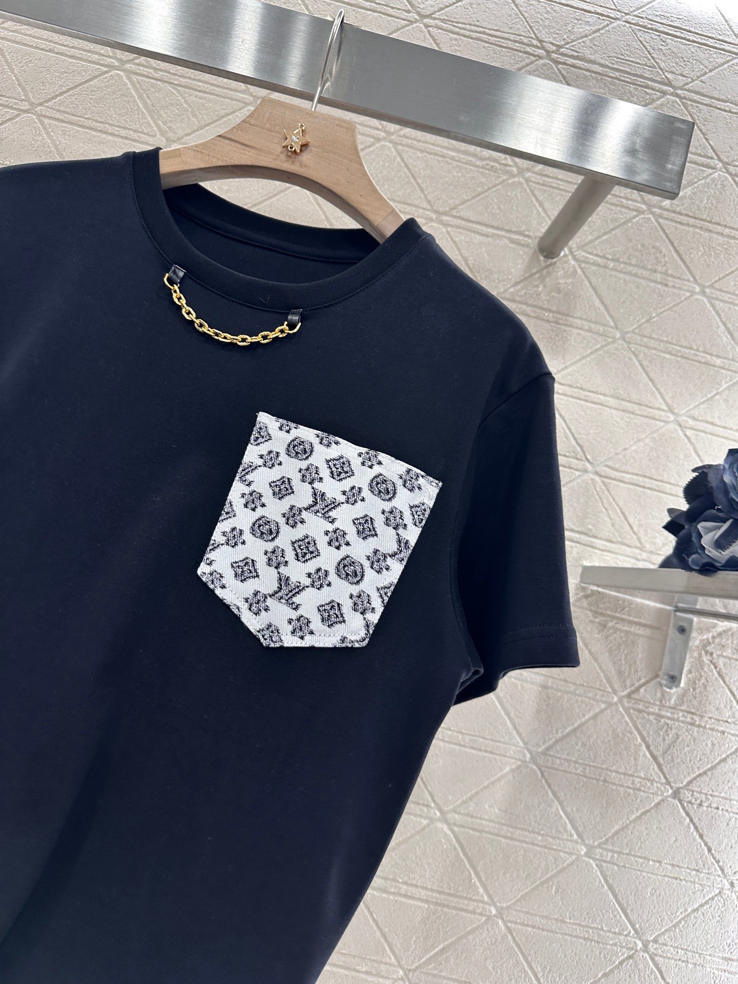 L*♥2025 new product Pocket short sleeve