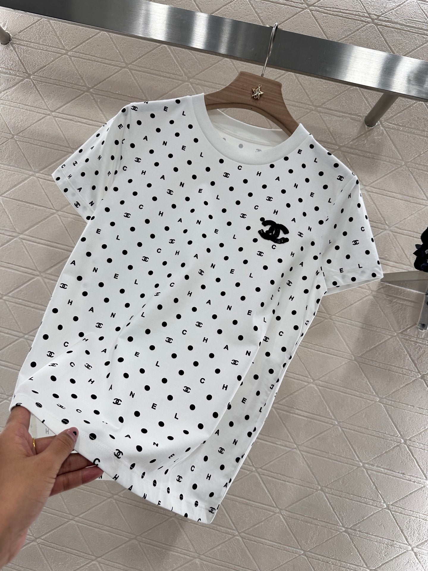 C*♥2025 new product Round neck polka dot letters