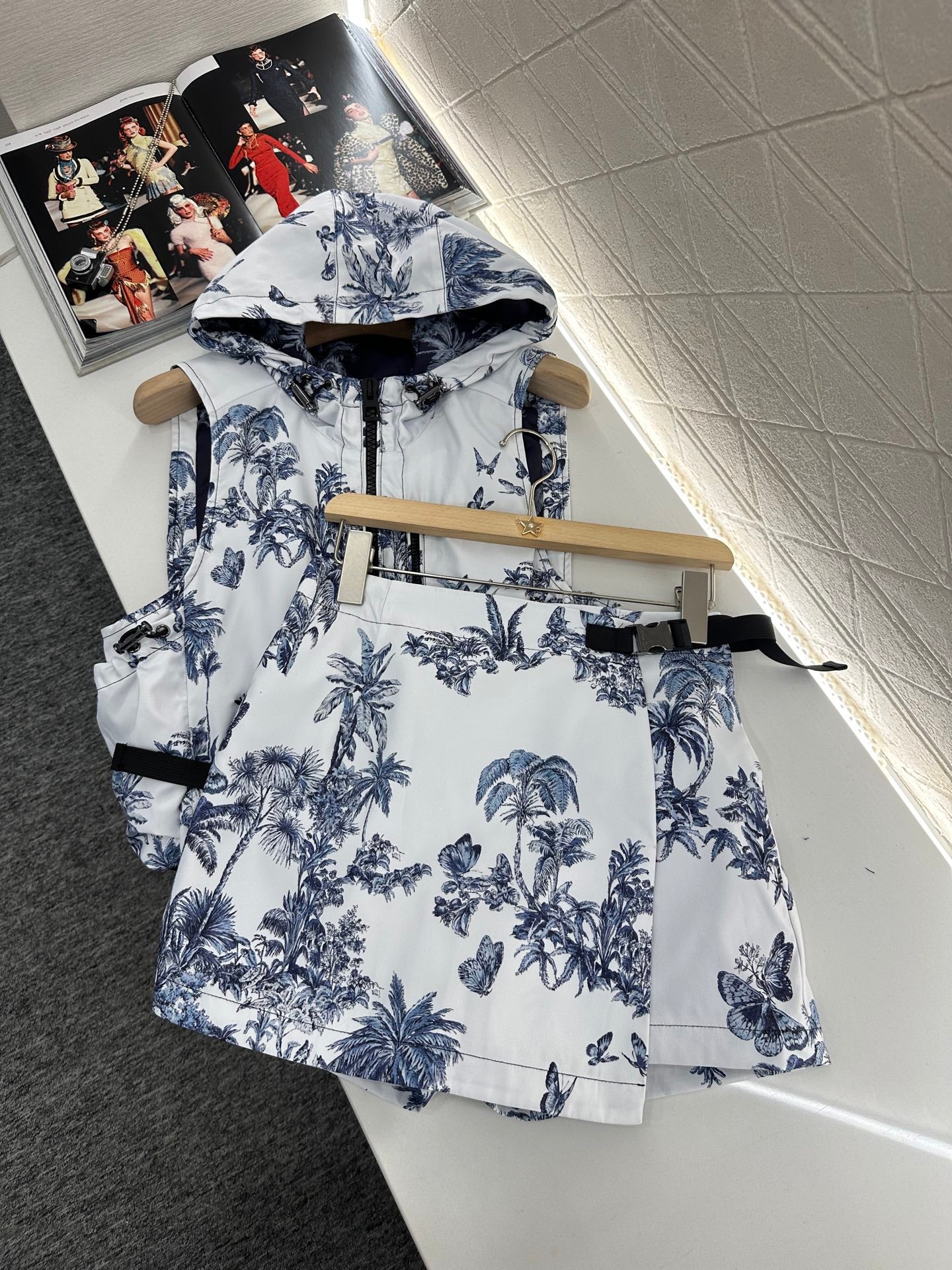 D*♥2025 new product Printed vest set
