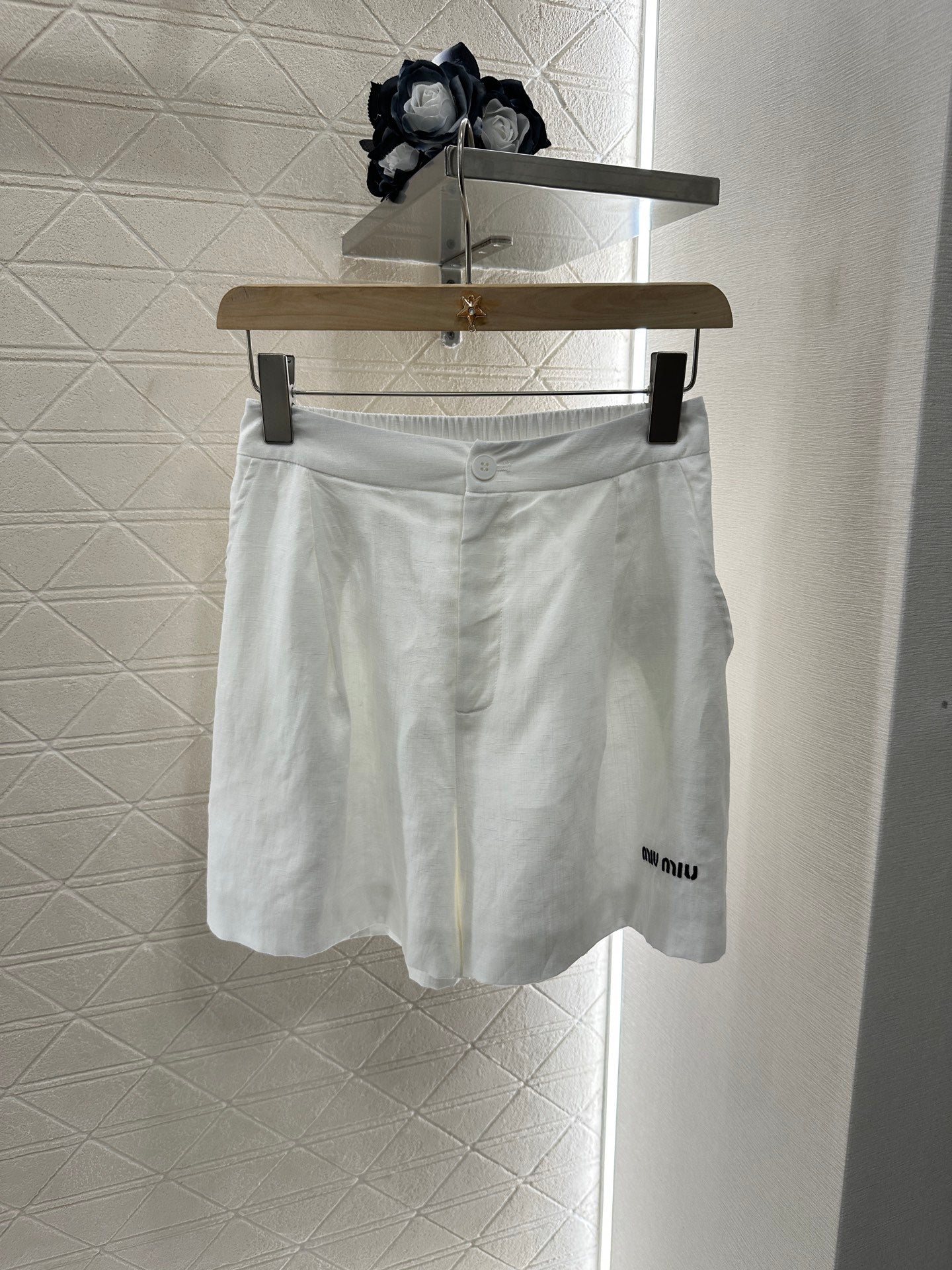 Mi*mi*♥2025 new product Sleeveless shirt and shorts set