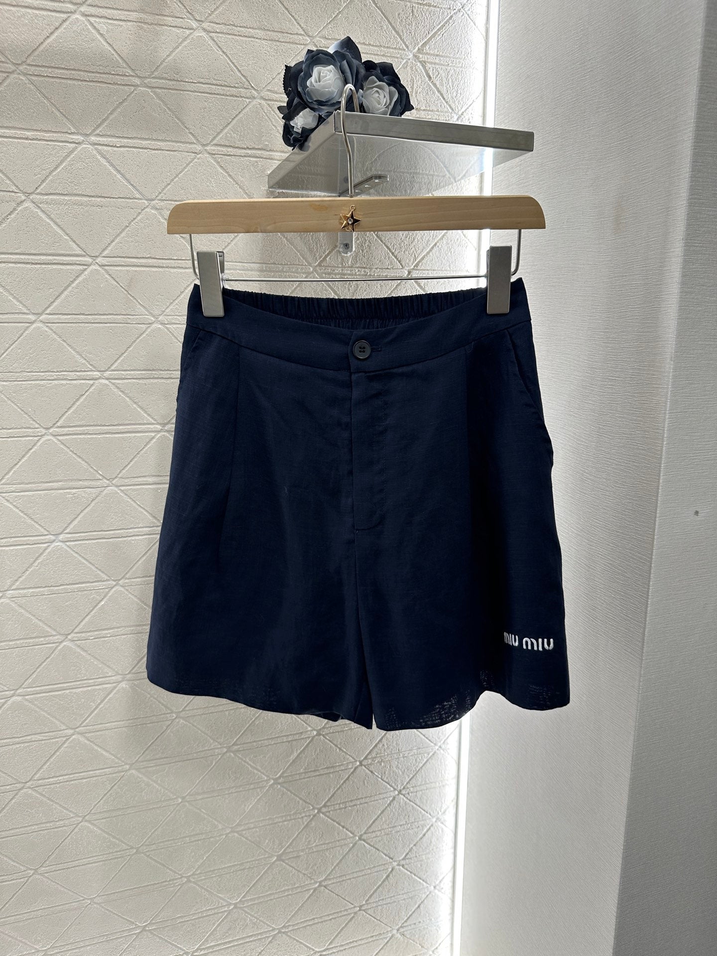 Mi*mi*♥2025 new product Sleeveless shirt and shorts set
