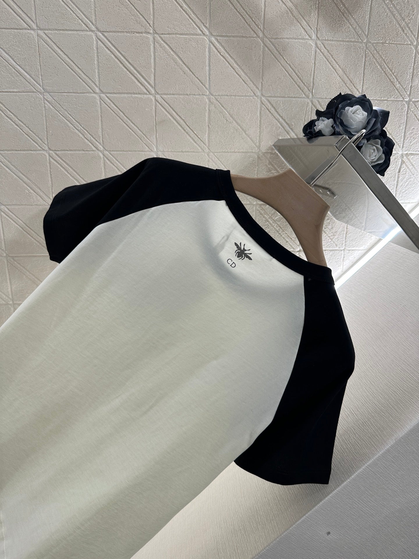 D*♥2025 new product Raglan embroidery rhinestone round neck