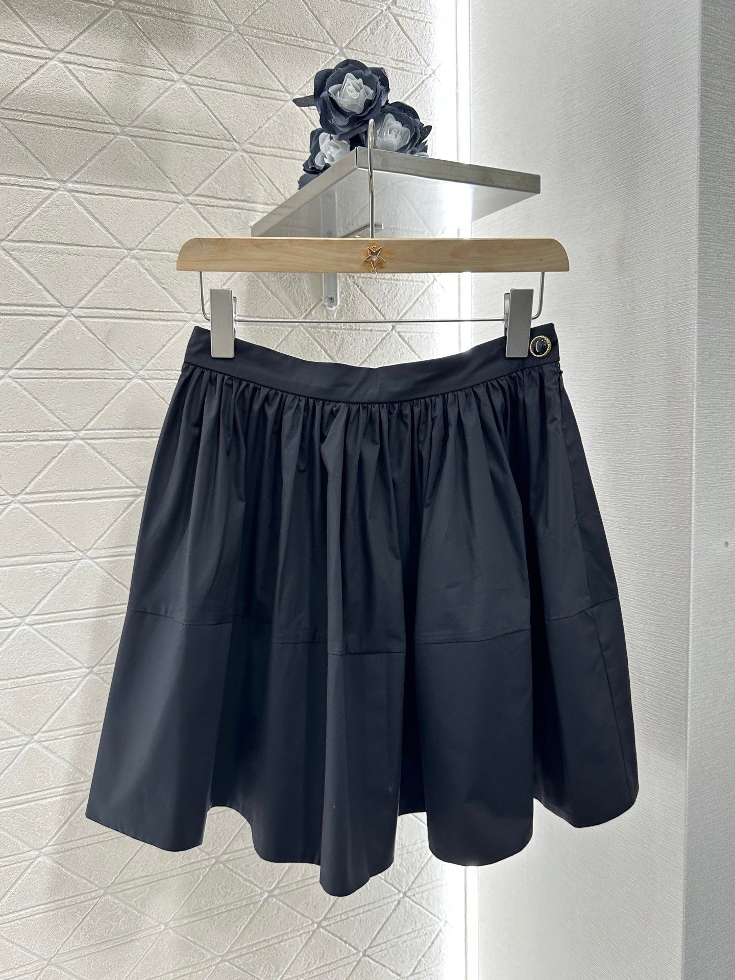 Louis*♥2025 new product Waist-length umbrella skirt